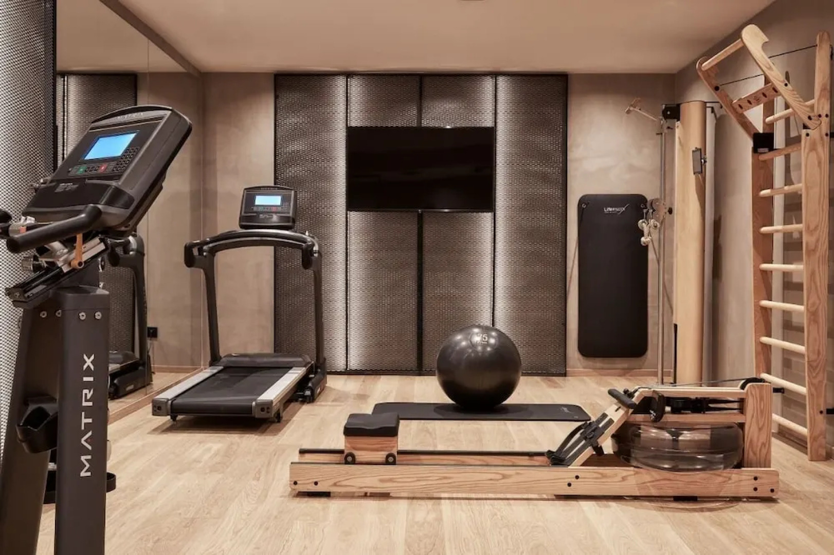 Amyth of Mykonos Agios Stefanos