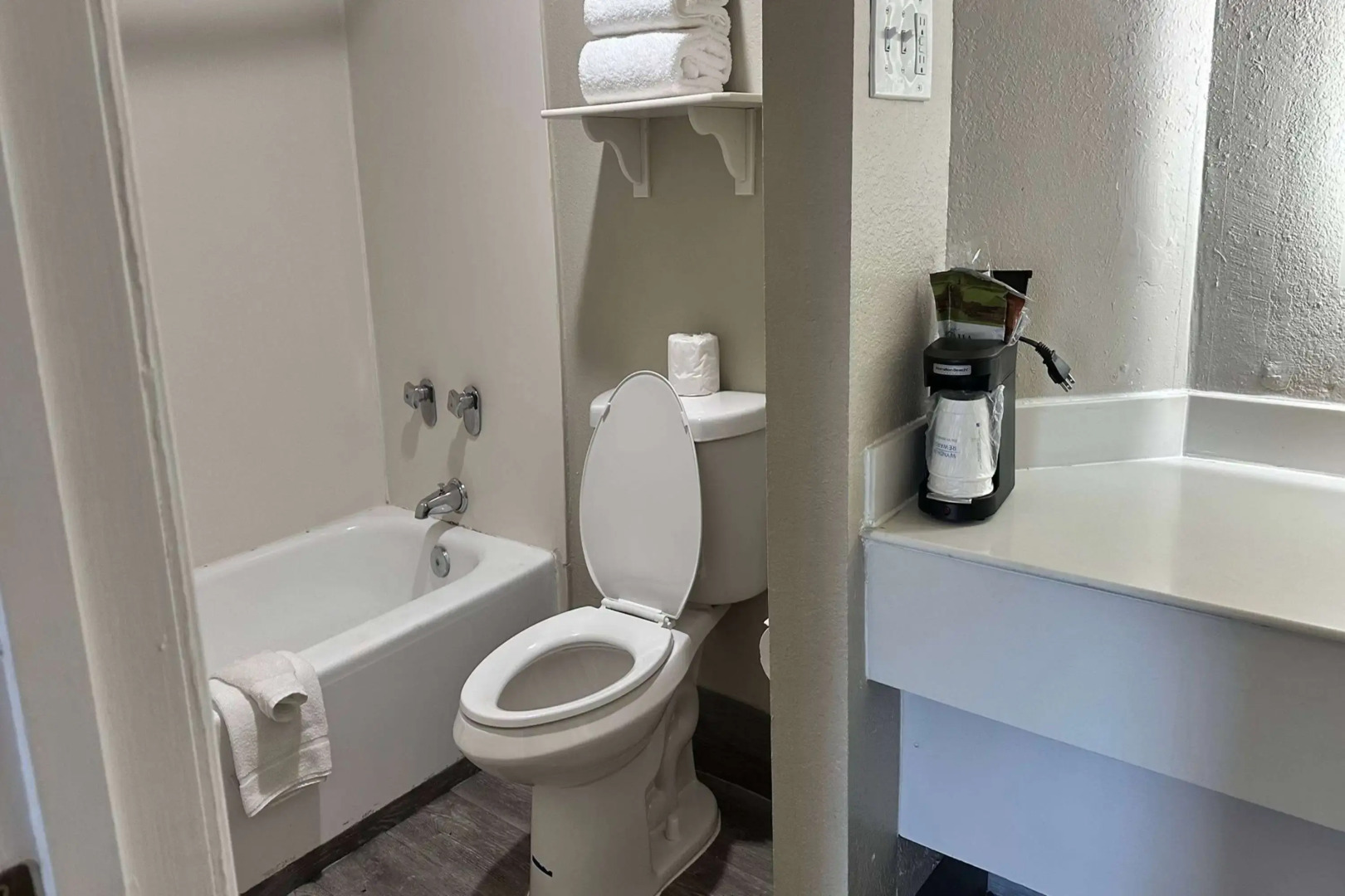 Days Inn by Wyndham San Diego Vista