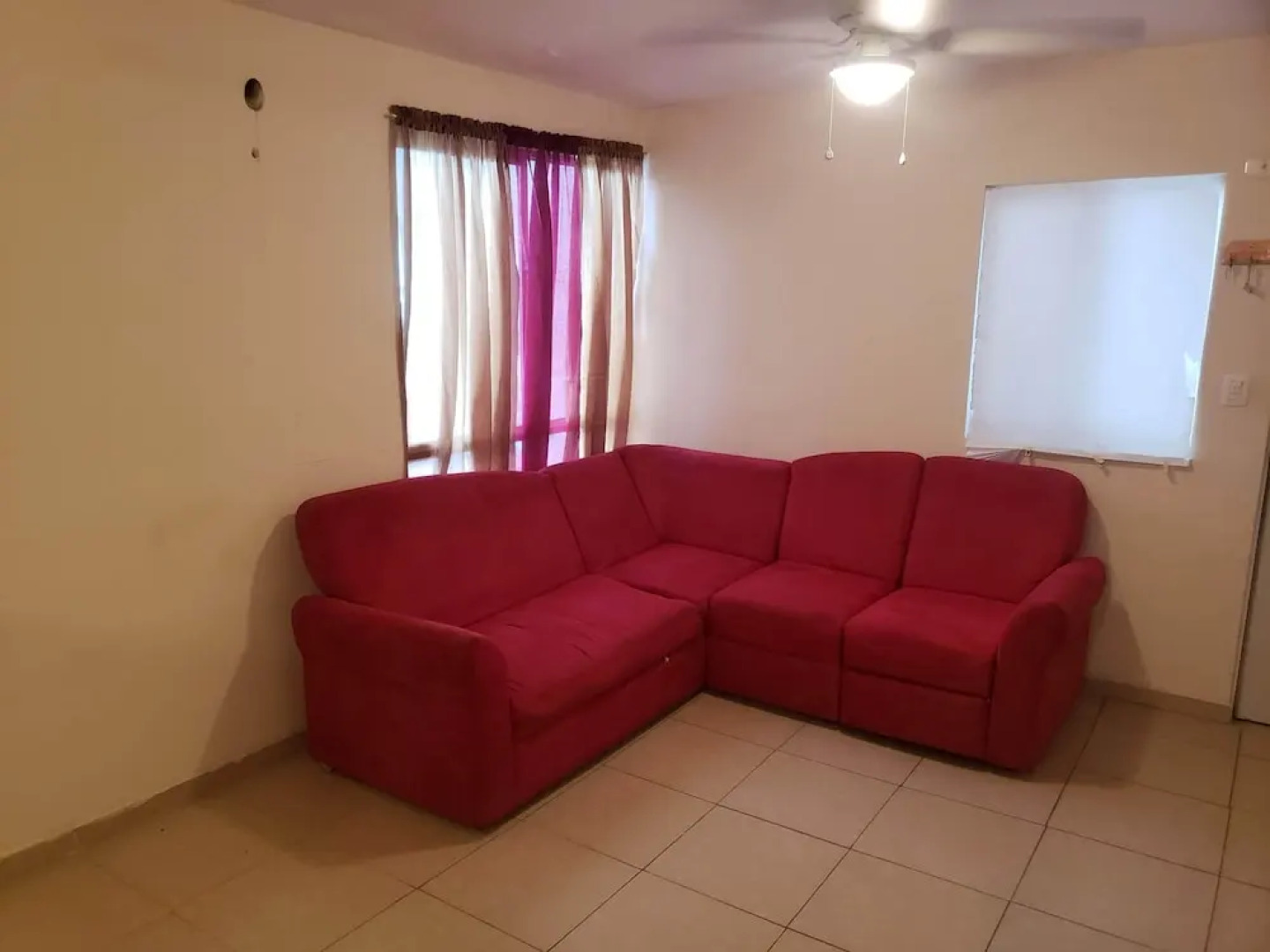 Comfortable Apartment, Secure and Private Complex, With Perimeter Fence
