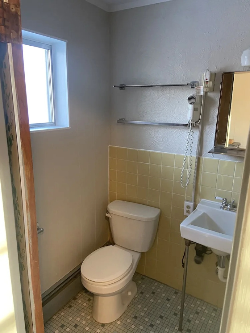 Yellow Springs Motel