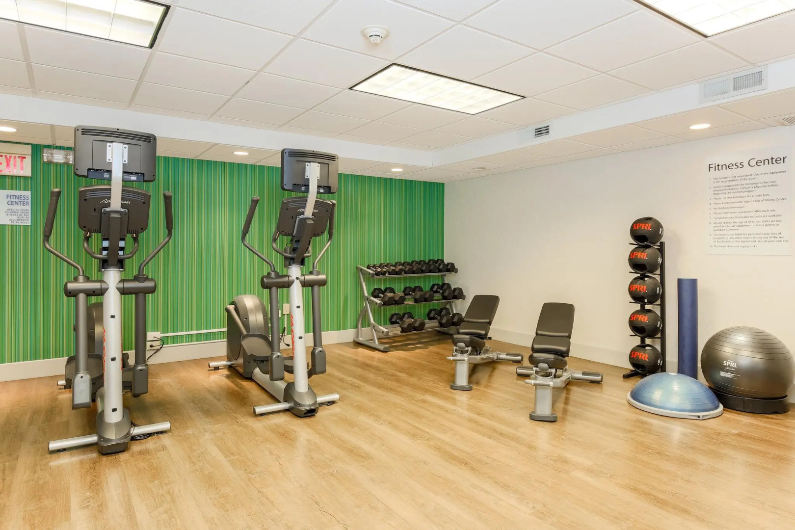 Holiday Inn Express Milwaukee-West Medical Center by IHG