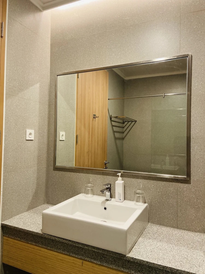 Kambaniru Beach Hotel & Resort