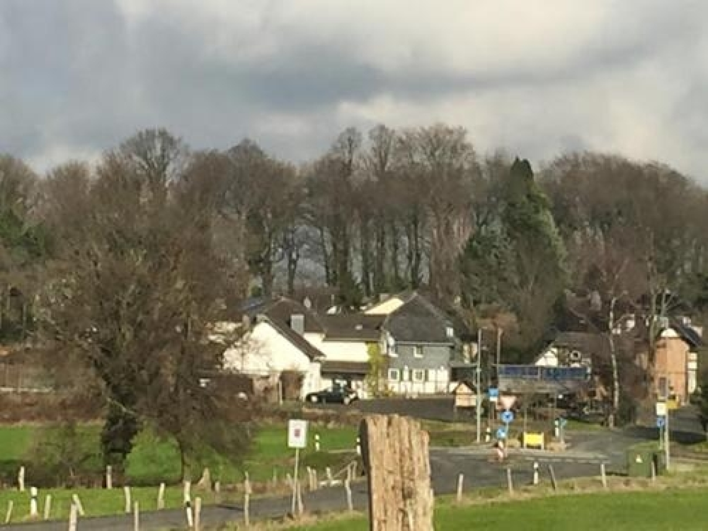 Zum Häuschen-Domblick-Messe-Hotel