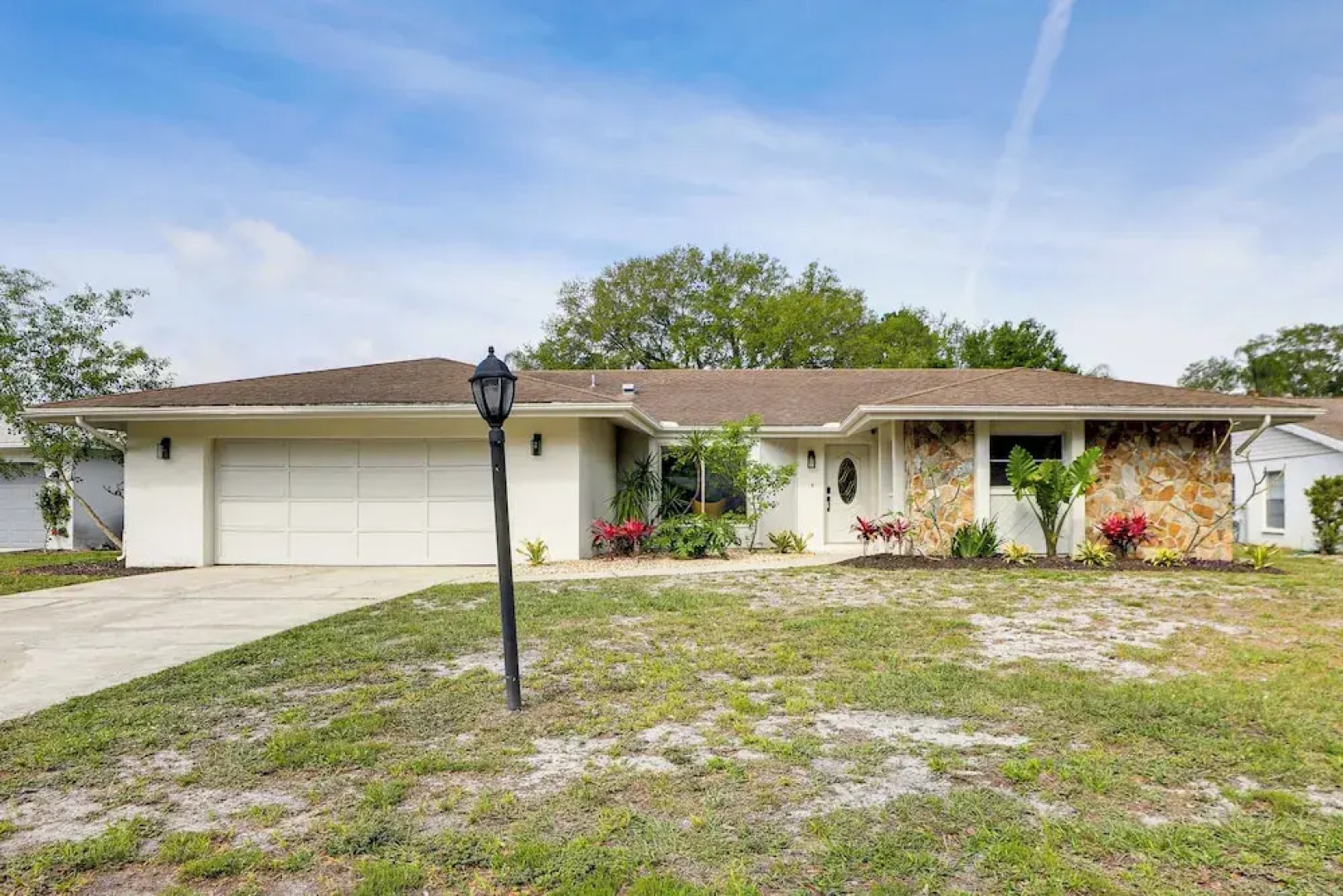 Sarasota Home w/ Private Pool ~ 10 Mi to Beach!