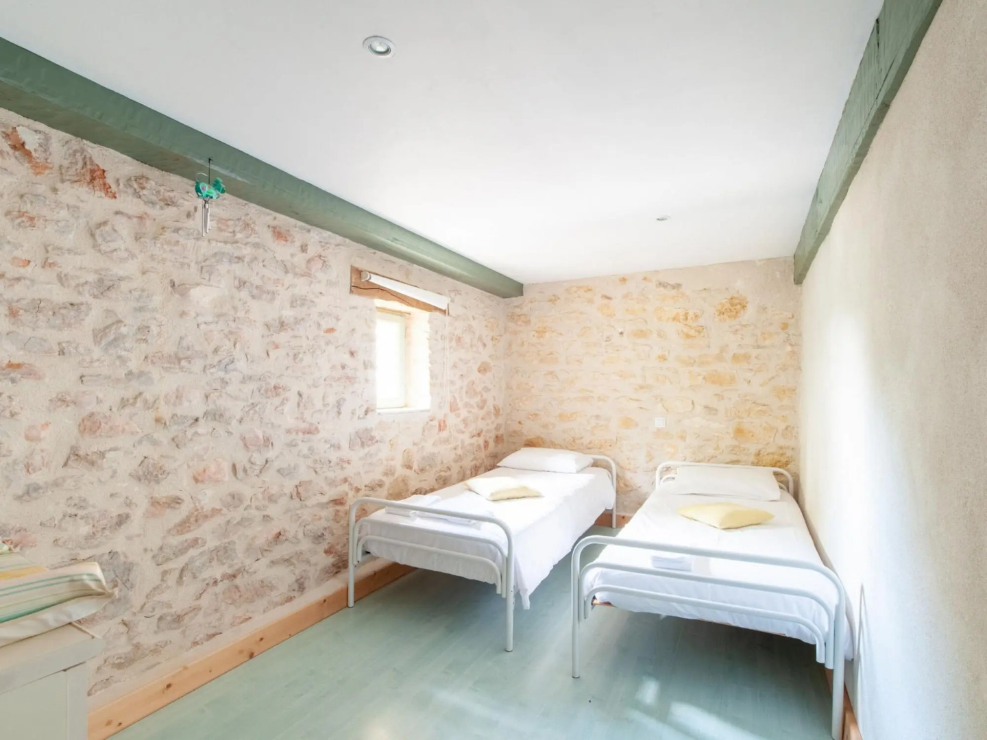 Idyllic Holiday Home in Dégagnac with Jacuzzi Near River