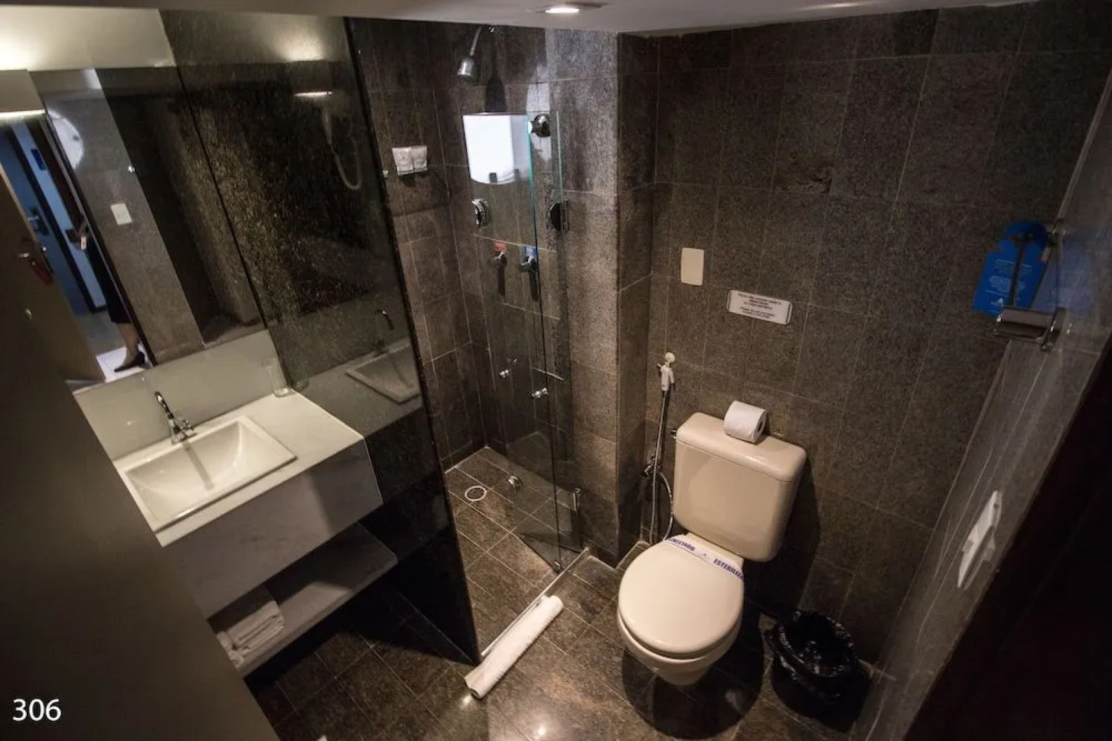 Holandas Prime Shopping Residence