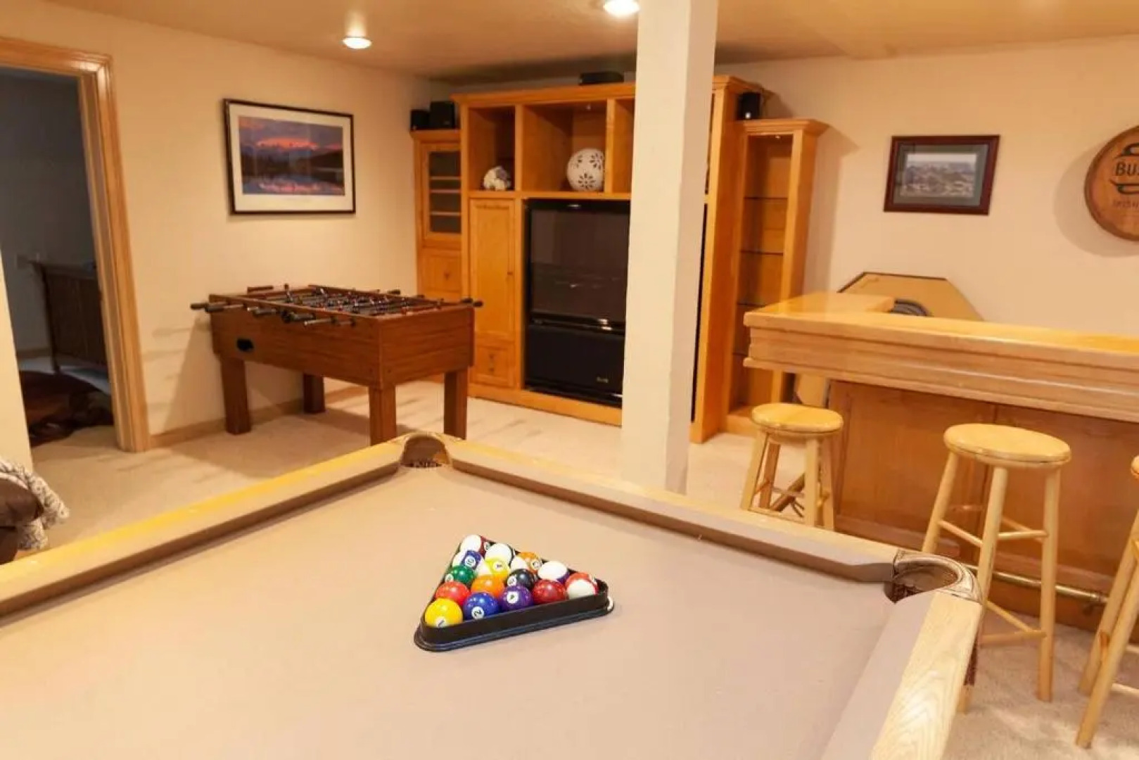 Beautiful 3500sf Lake Tahoe Home W/ Open Layout