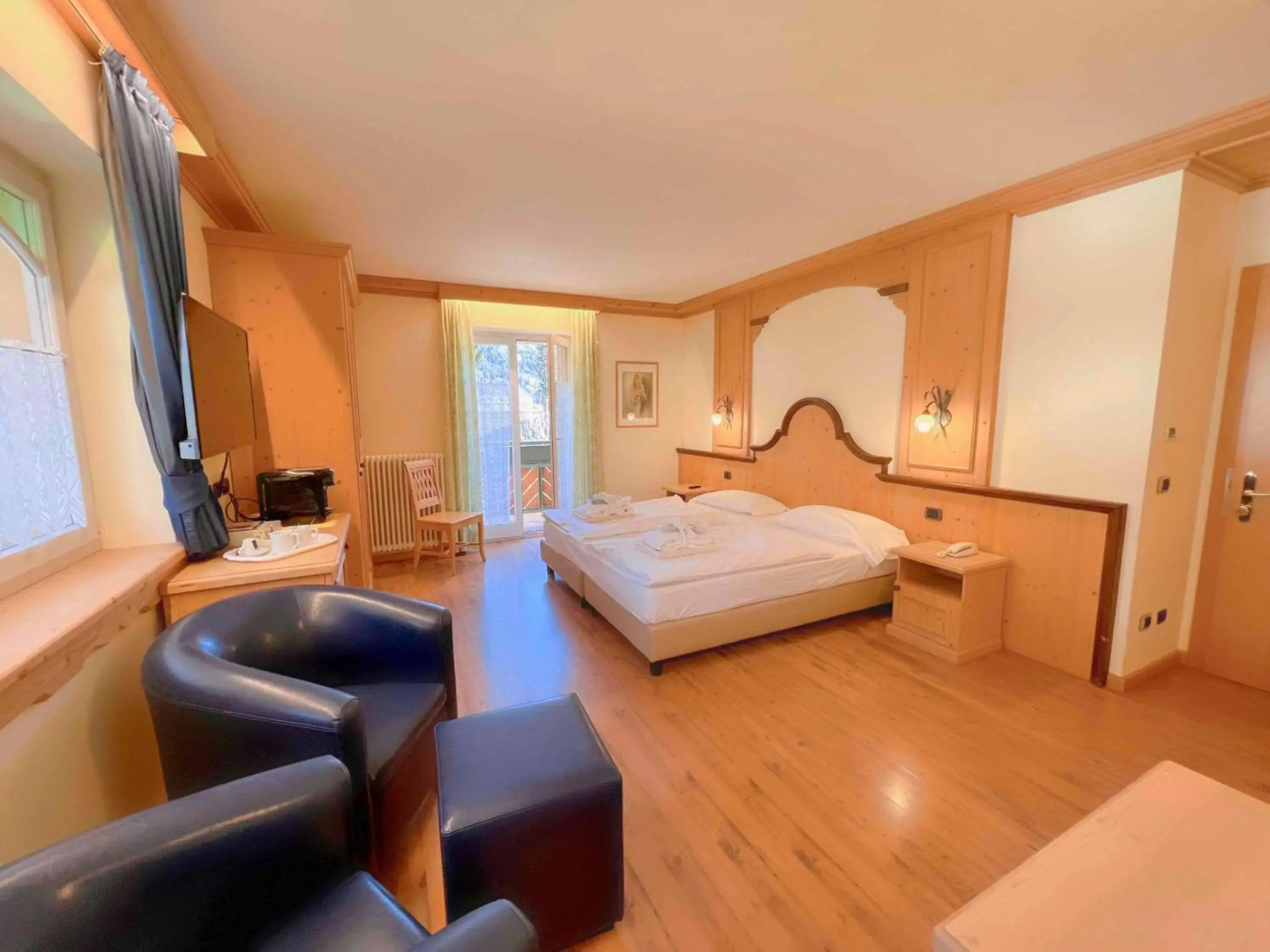 Alle Dolomiti Boutique Lake Hotel