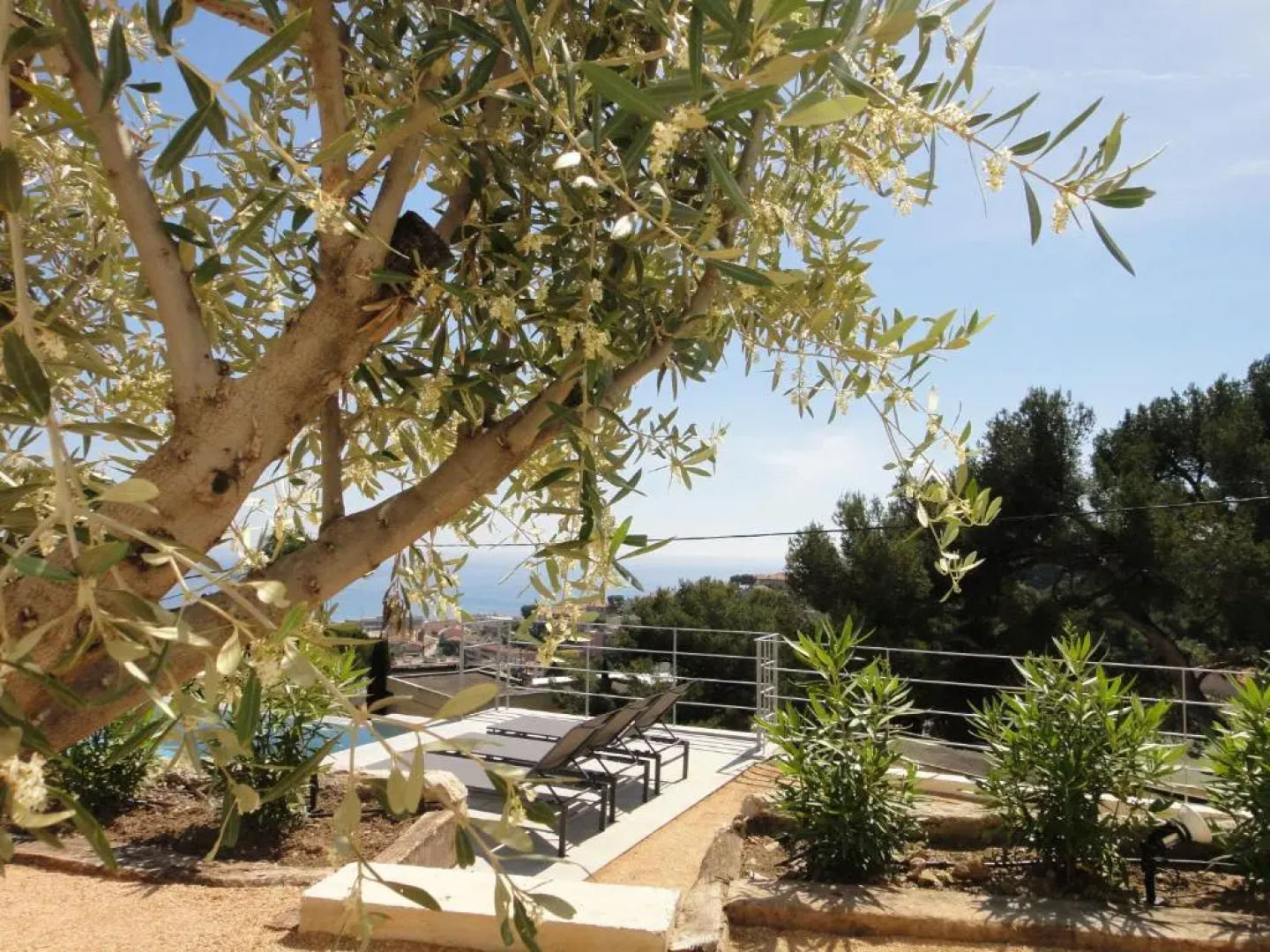 Home Cassis. Maison Mediterrannee