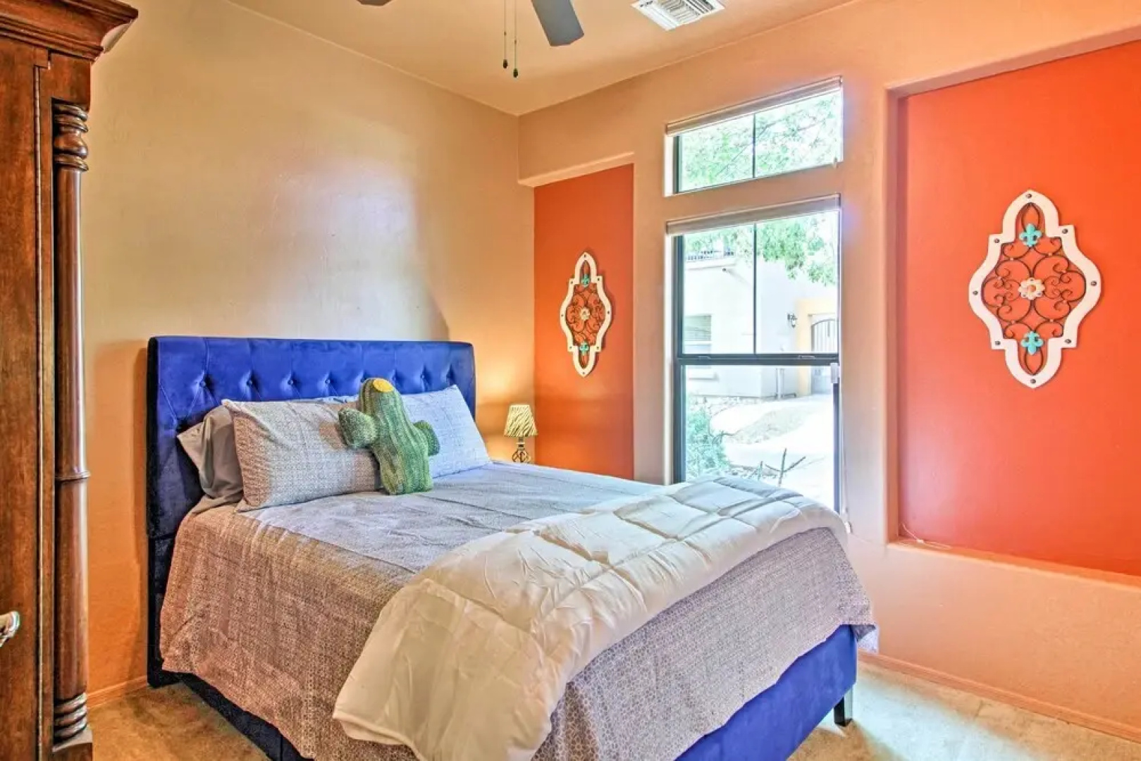 Adobe Escape w/ Outdoor Kitchen & Pool Access
