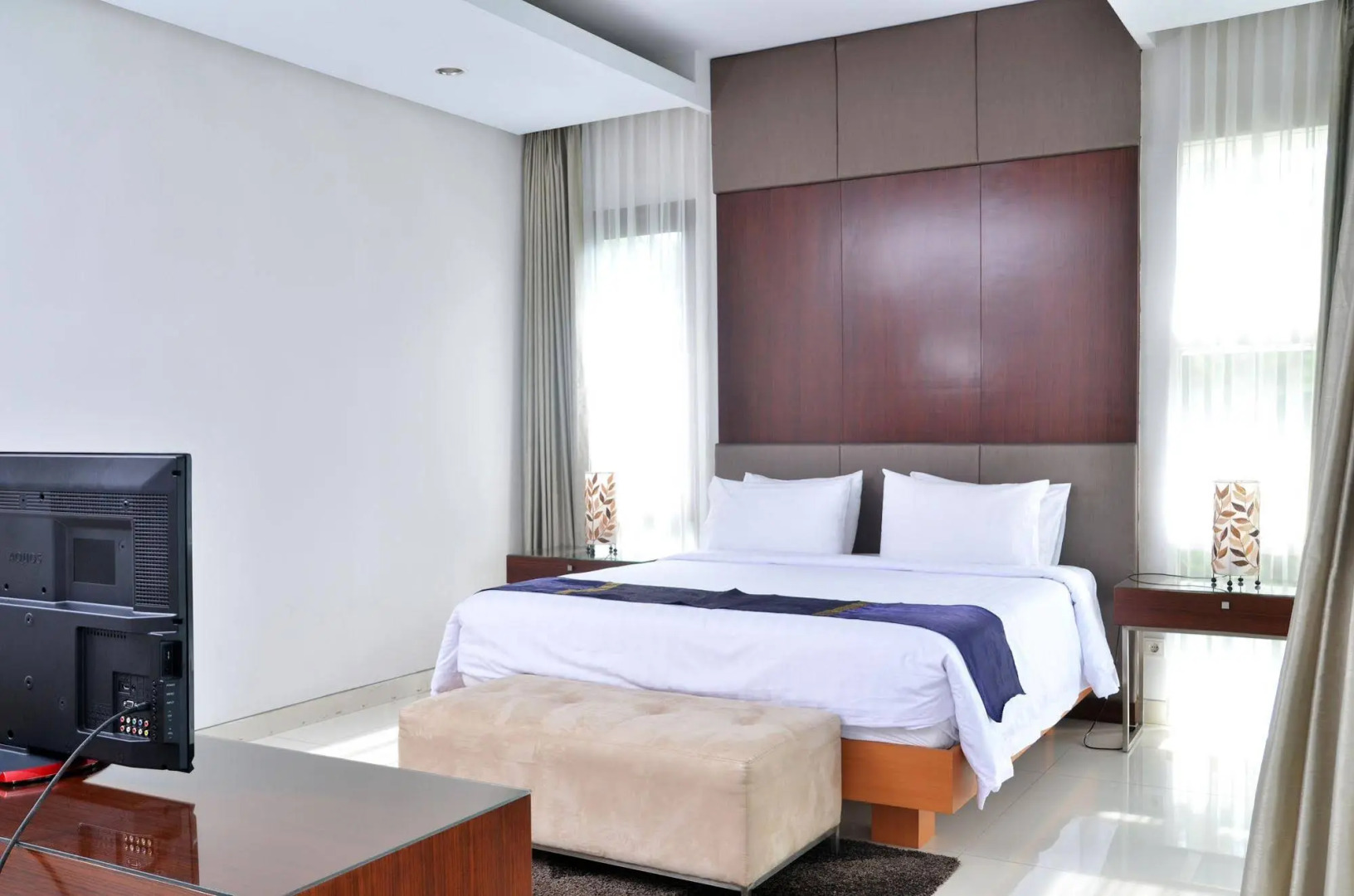 BreezeBlows City View 5BR with Pool + Familly Room