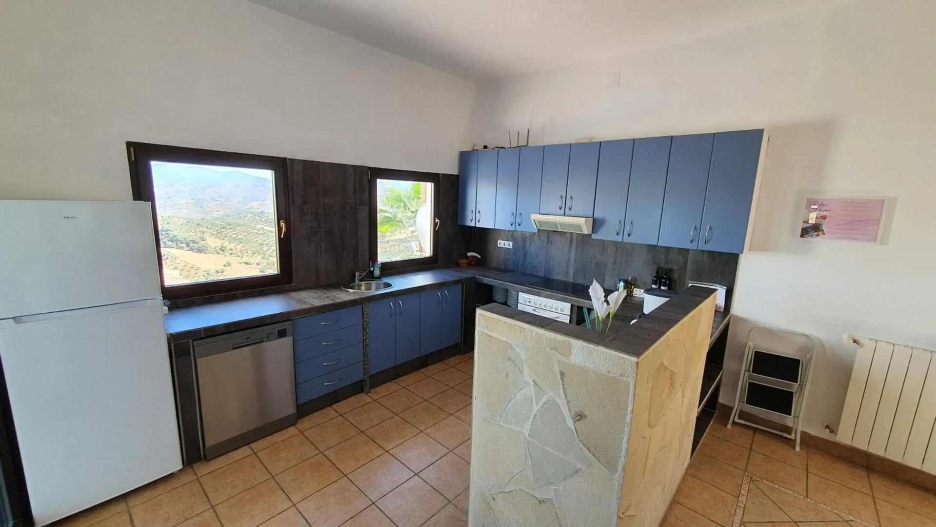 Mansion 7 bedrooms 6 bathrooms with private pool & privacy of 5 ha pure nature