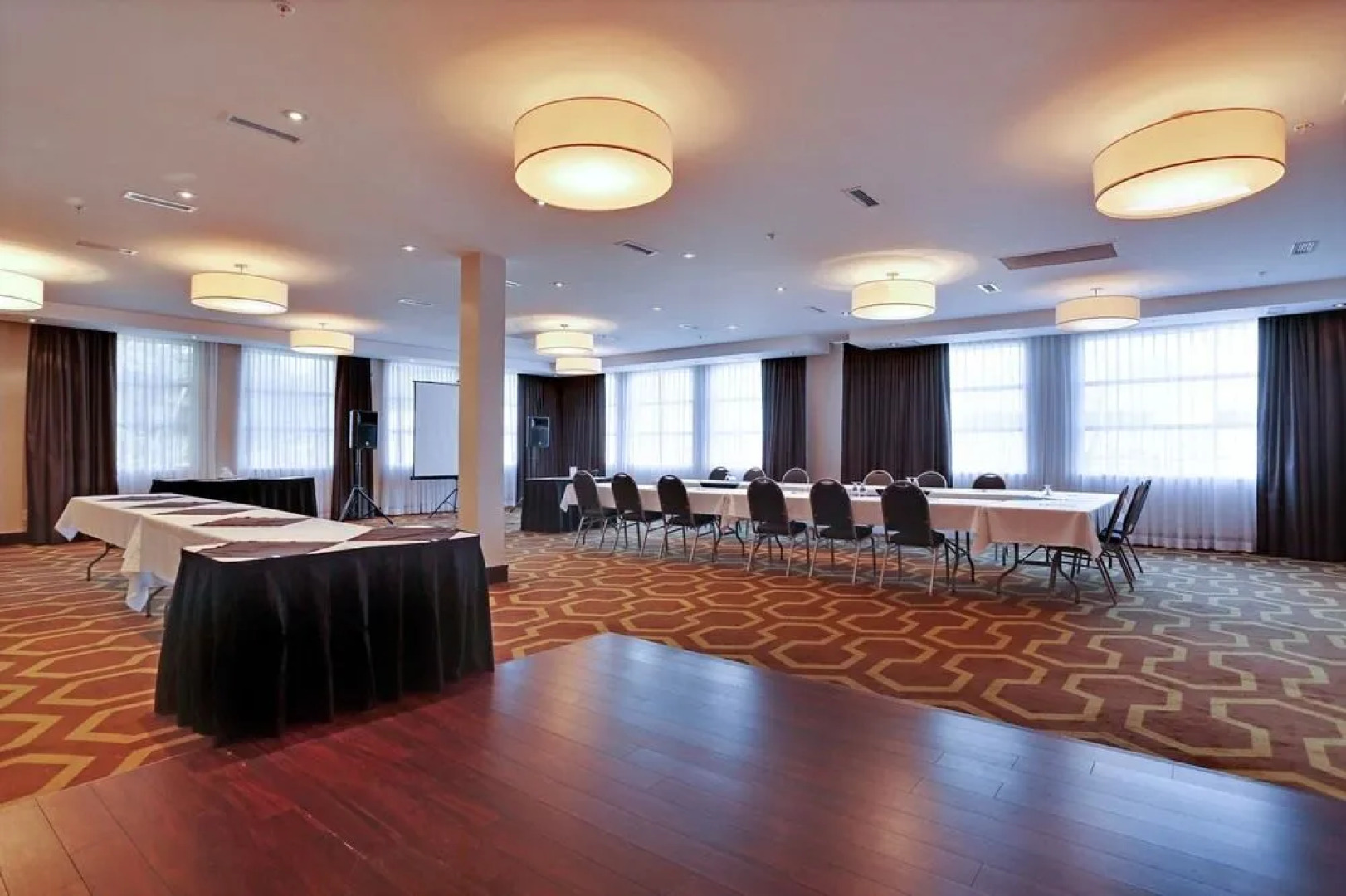 Sandman Hotel & Suites Abbotsford