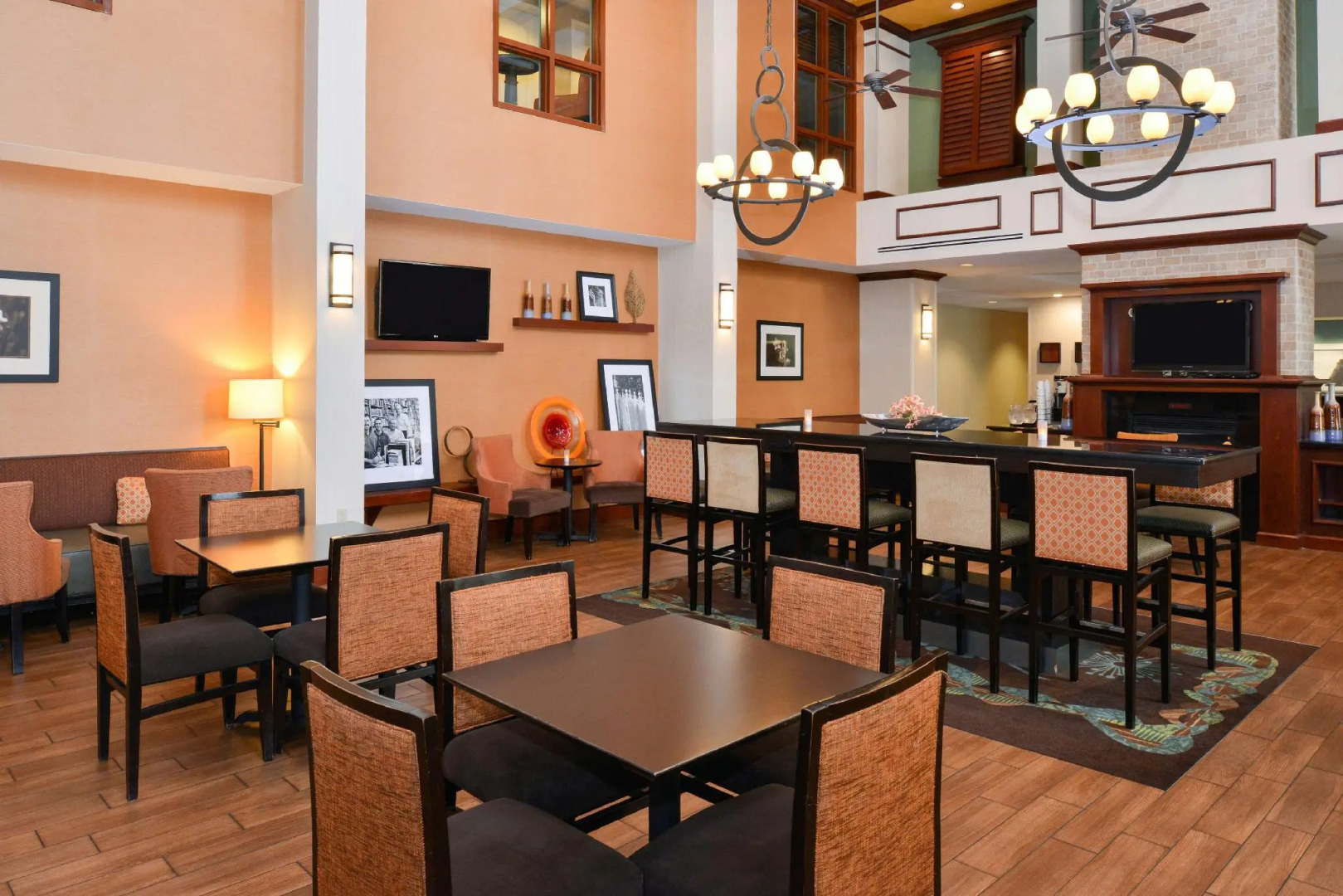 Hampton Inn & Suites Plymouth