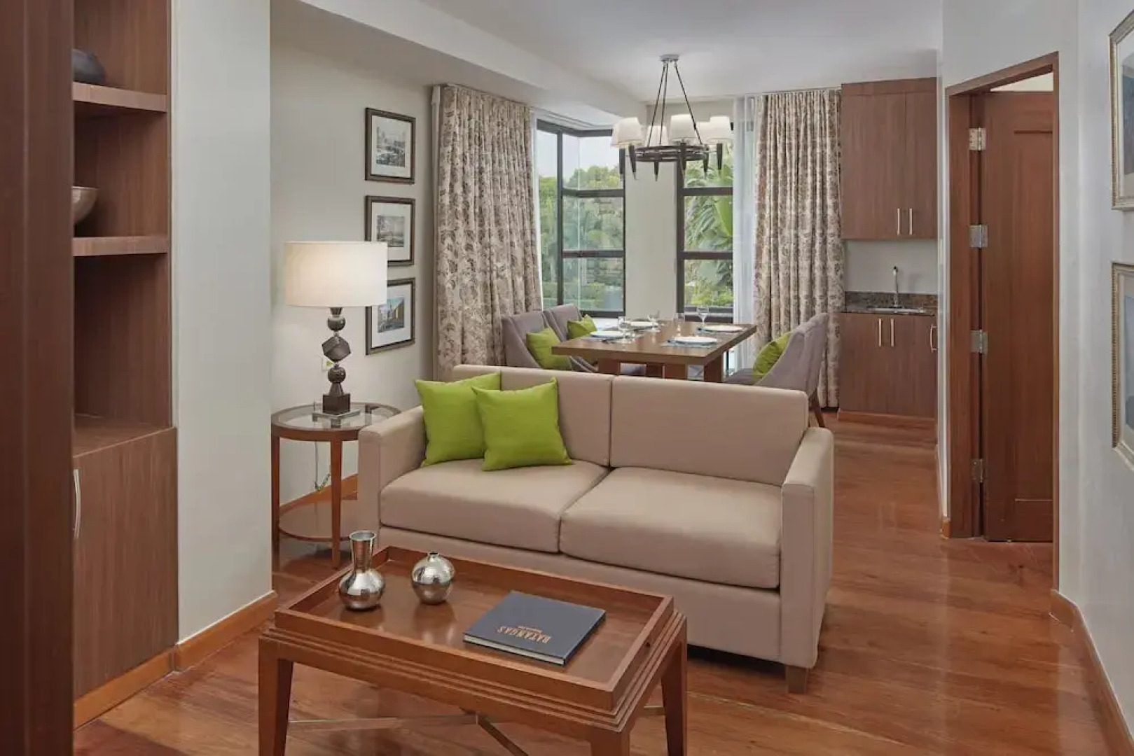 Holiday Inn & Suites Batangas Limapark