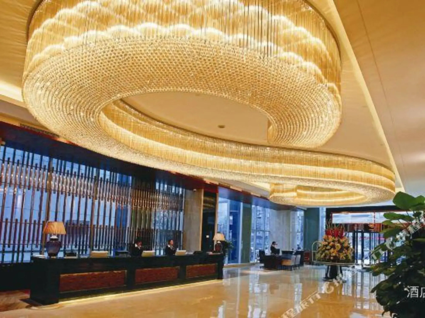 Wuhan Huihao Hotel (Jianghan Road Pedestrian Street)