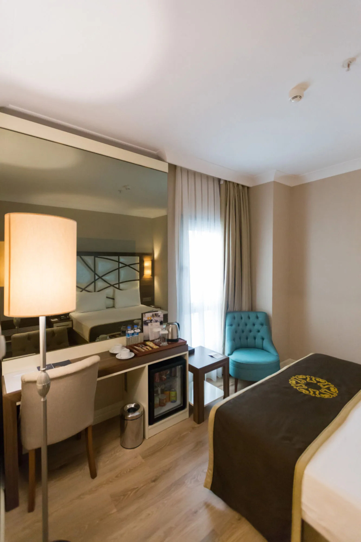 The Grand Mira Hotel