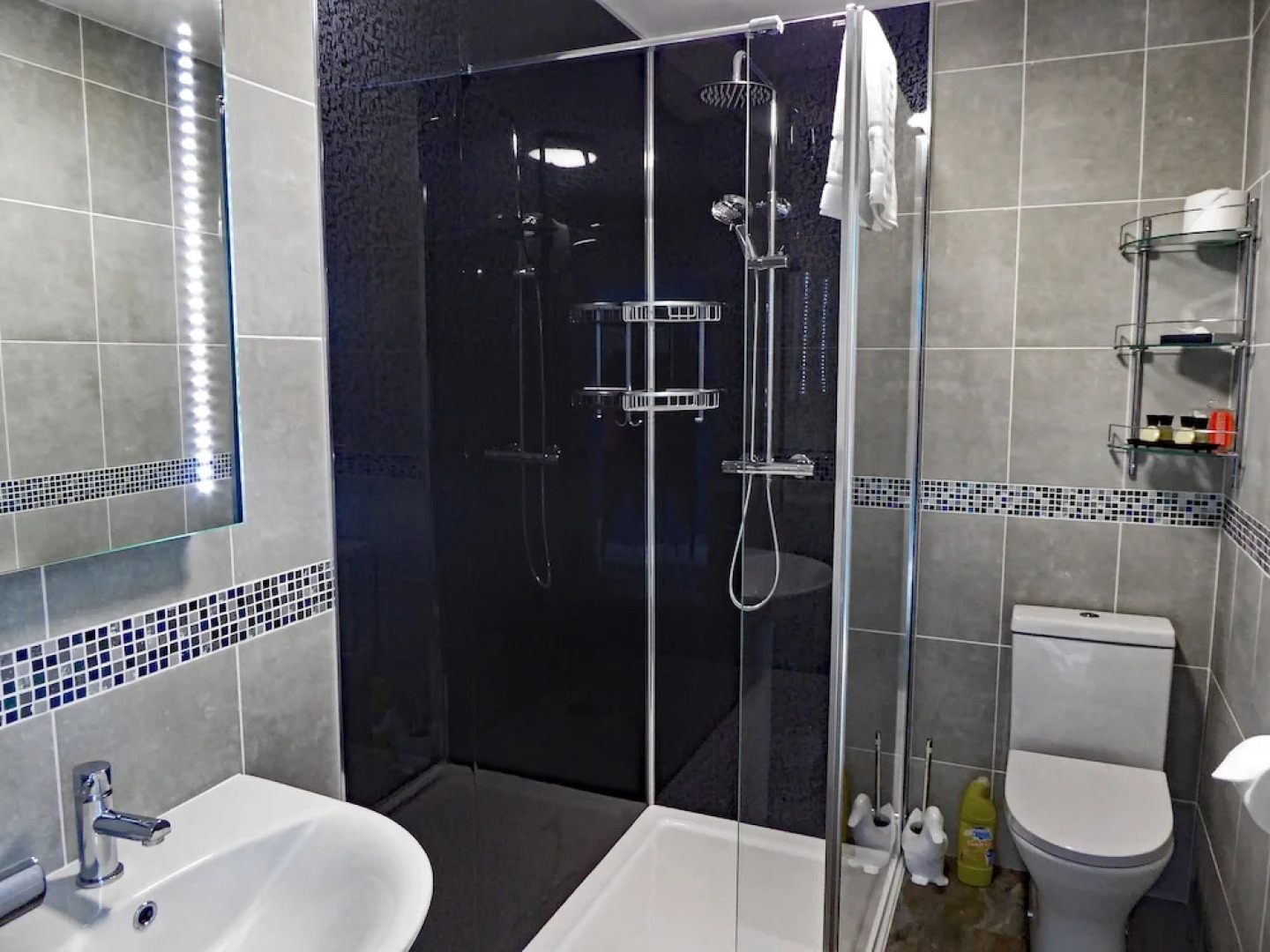 Bryn Melyn Apartments