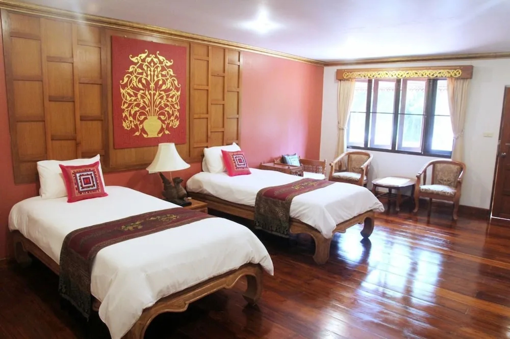 Golden Pai and Suite Resort