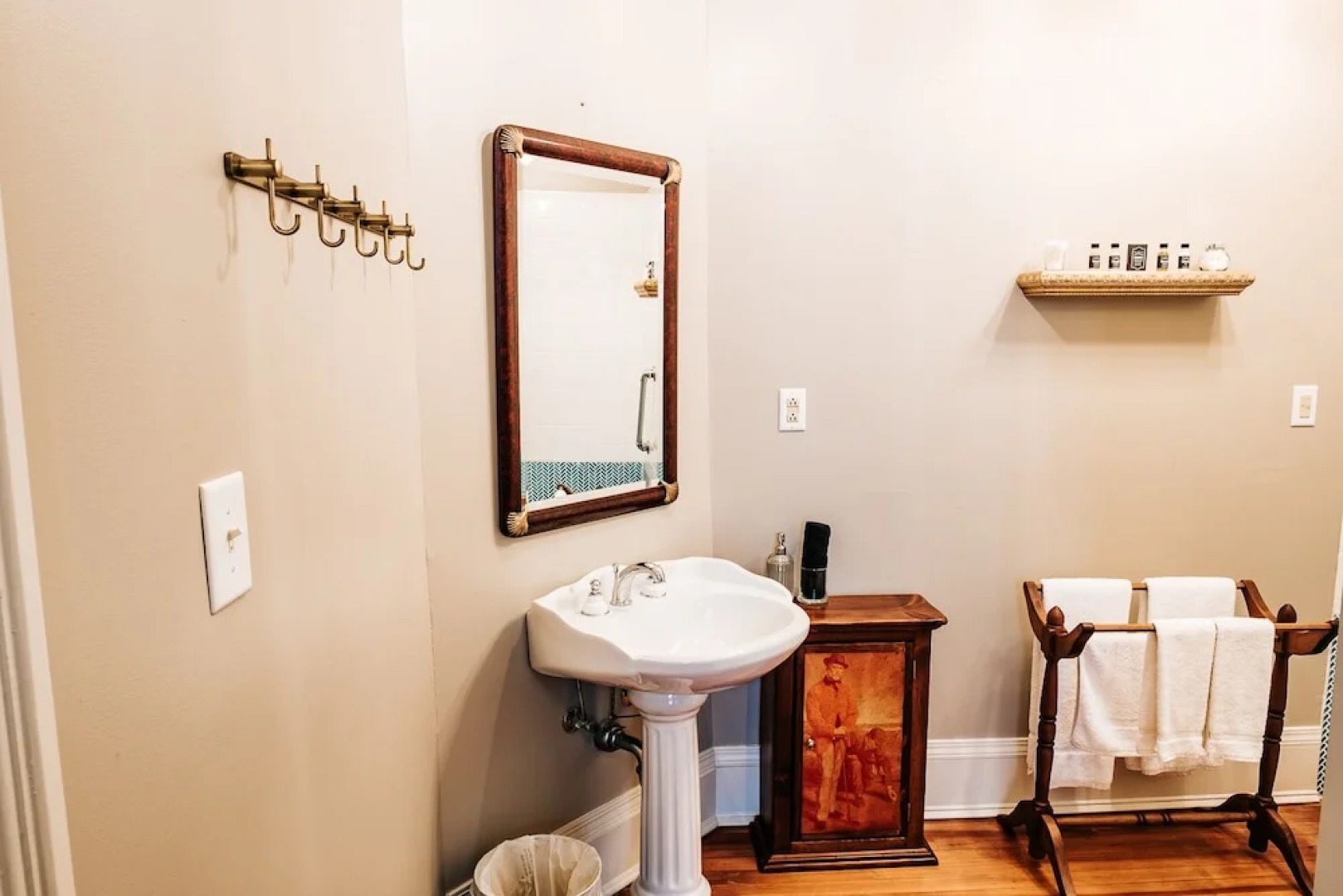 Heritage House Bed & Breakfast - Boutique Adults-Only Inn