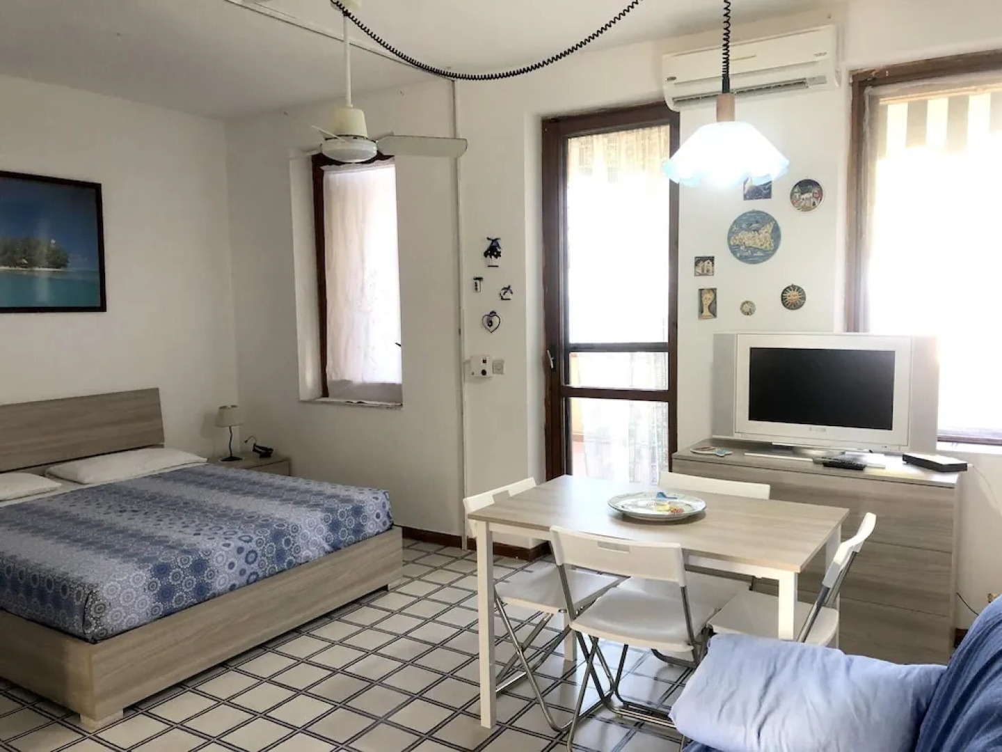 Studio in Costa Saracena  Castelluccio, With Wonderful sea View, Shared Pool, Furnished Terrace Near the Beach