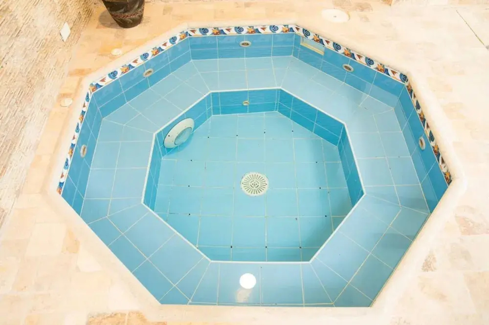 Luxury Casa Guayllabamba - BBQ Jacuzzi Gym Piscina