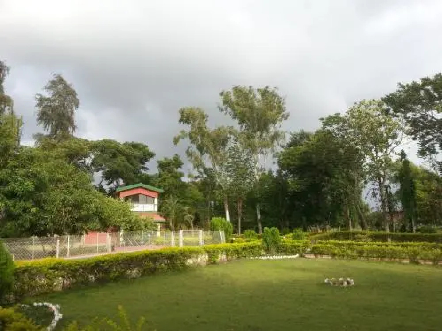 Naturals Resort Devlali