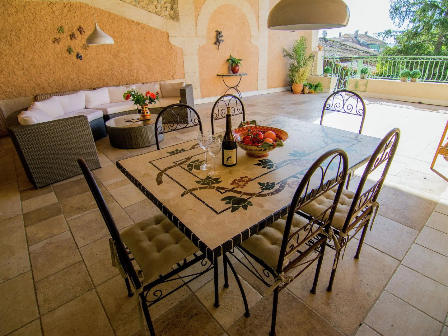 Lovely Holiday Home in Thézan-lès-Béziers near Town Centre