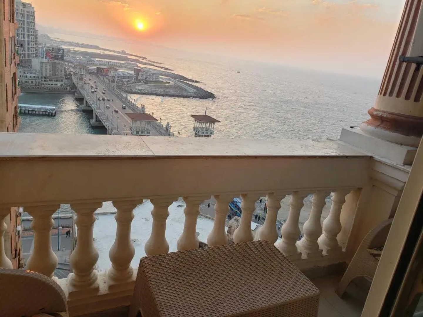 Stanley Bridge Apartment