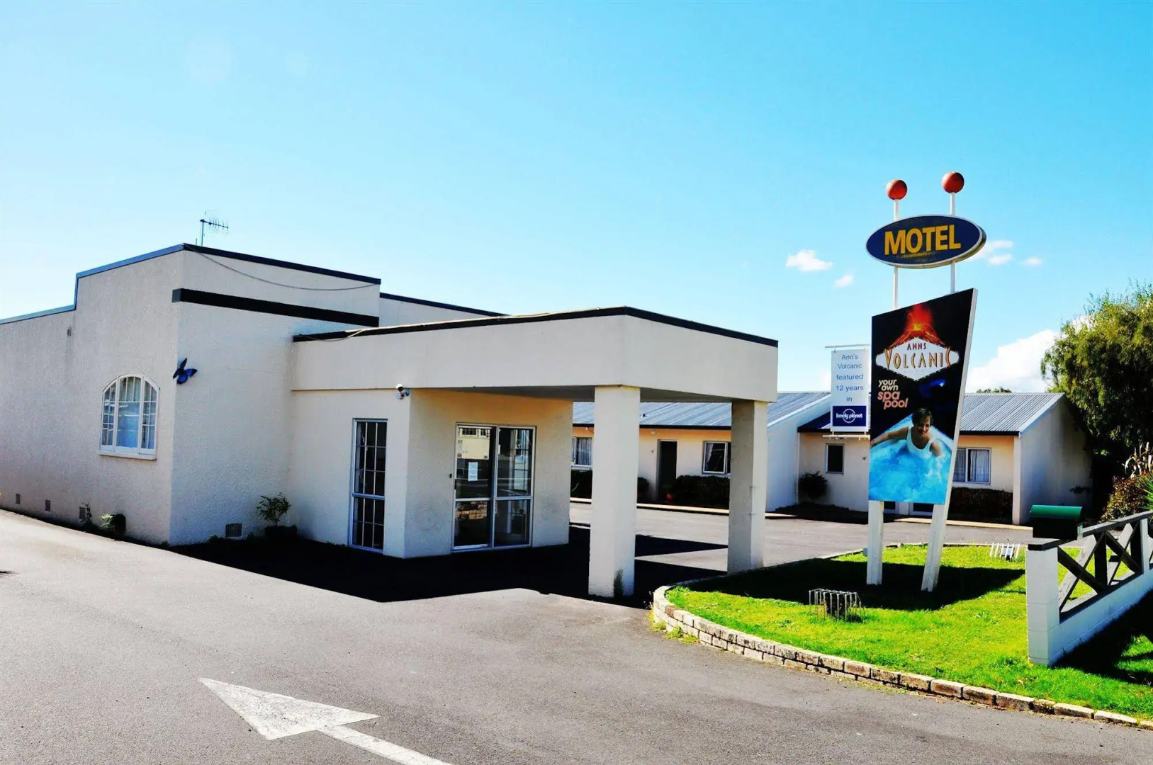 Ann’s Volcanic Motel