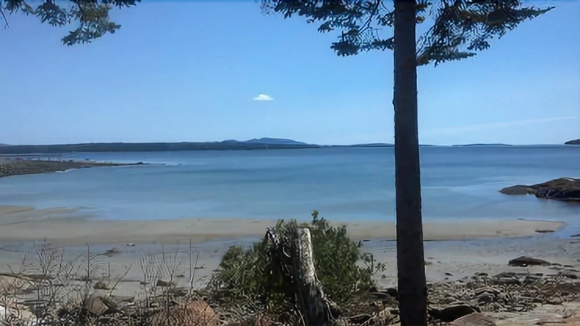 Sea Breeze - Three Bedroom Home