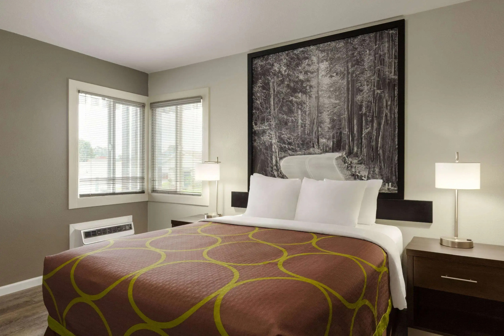 Super 8 by Wyndham Eureka