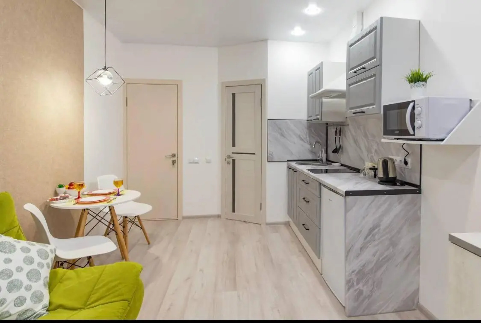 Апартаменты на проспекте Новгородский