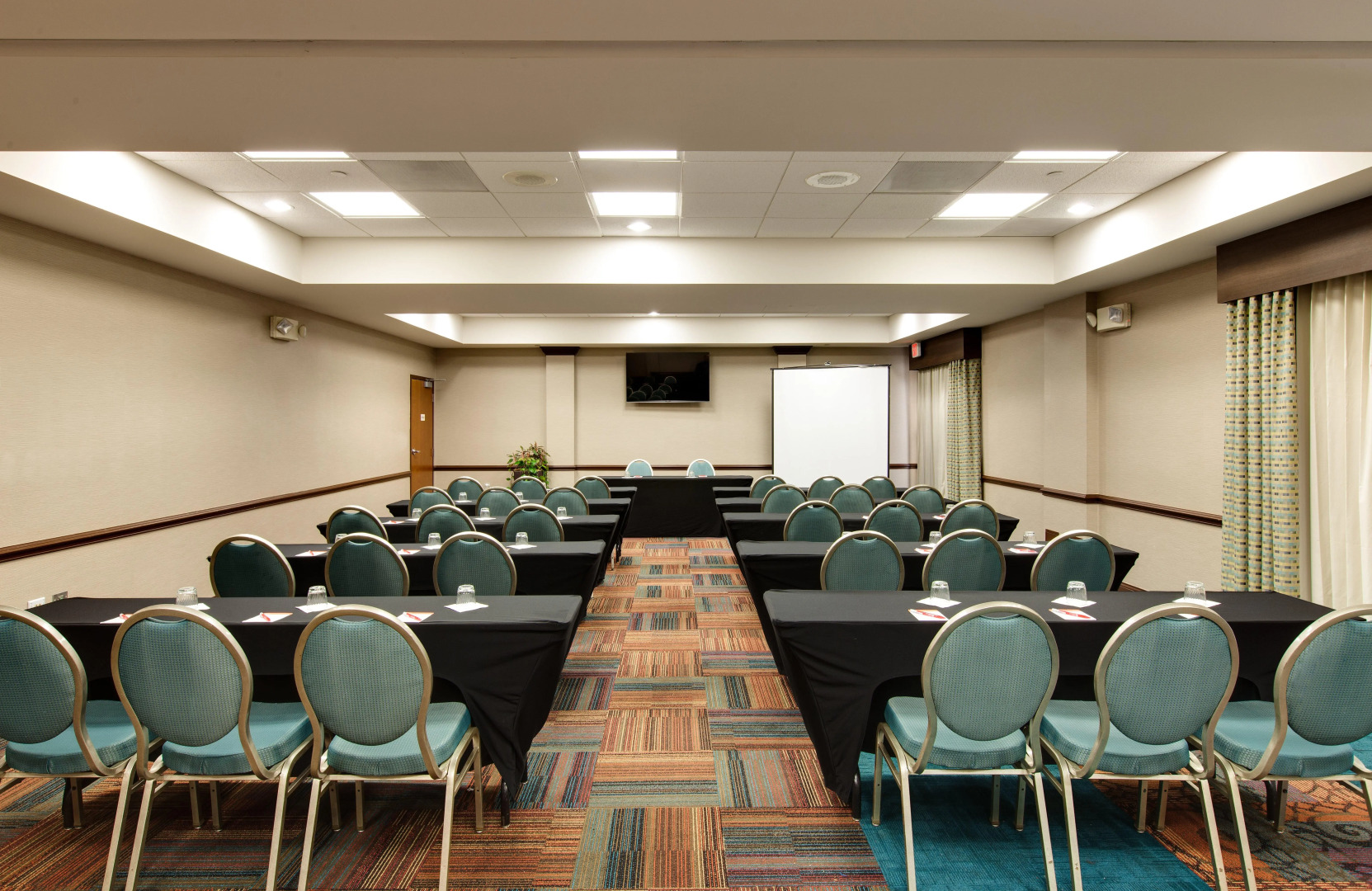 Hotel Indigo Chicago-Vernon Hills by IHG