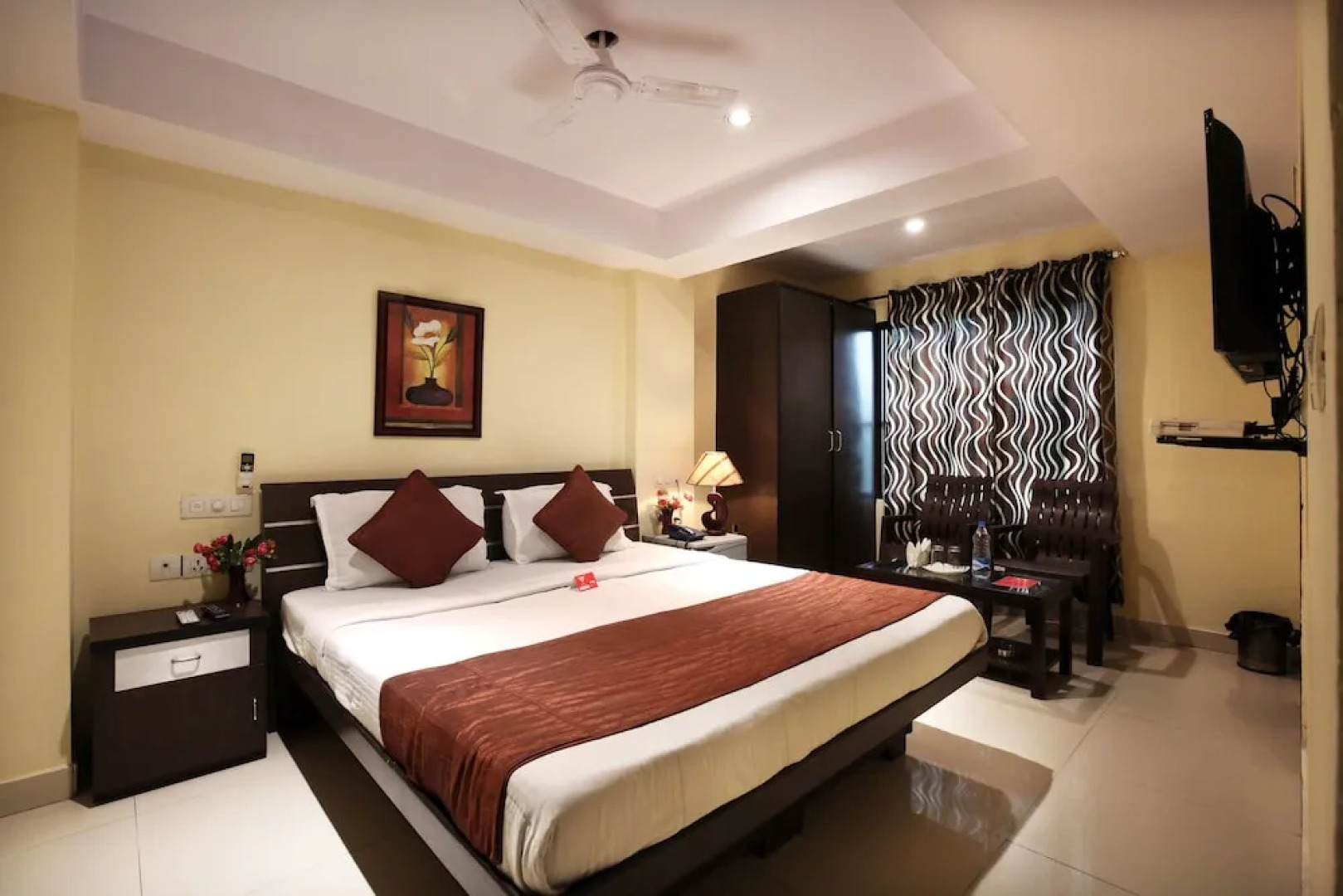 OYO 2120 Hotel Silver Haze