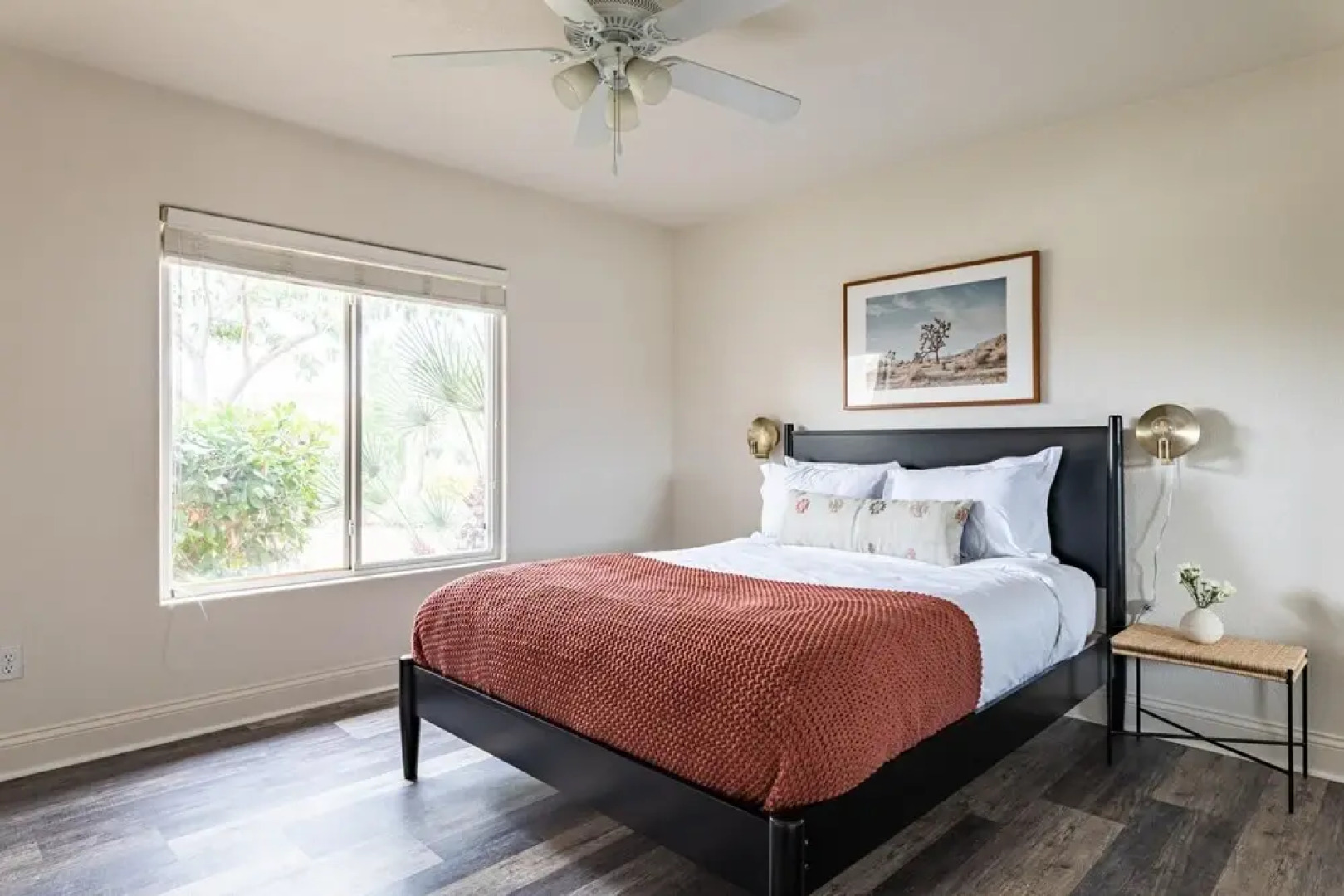 Lisa Circle - Roadrunner