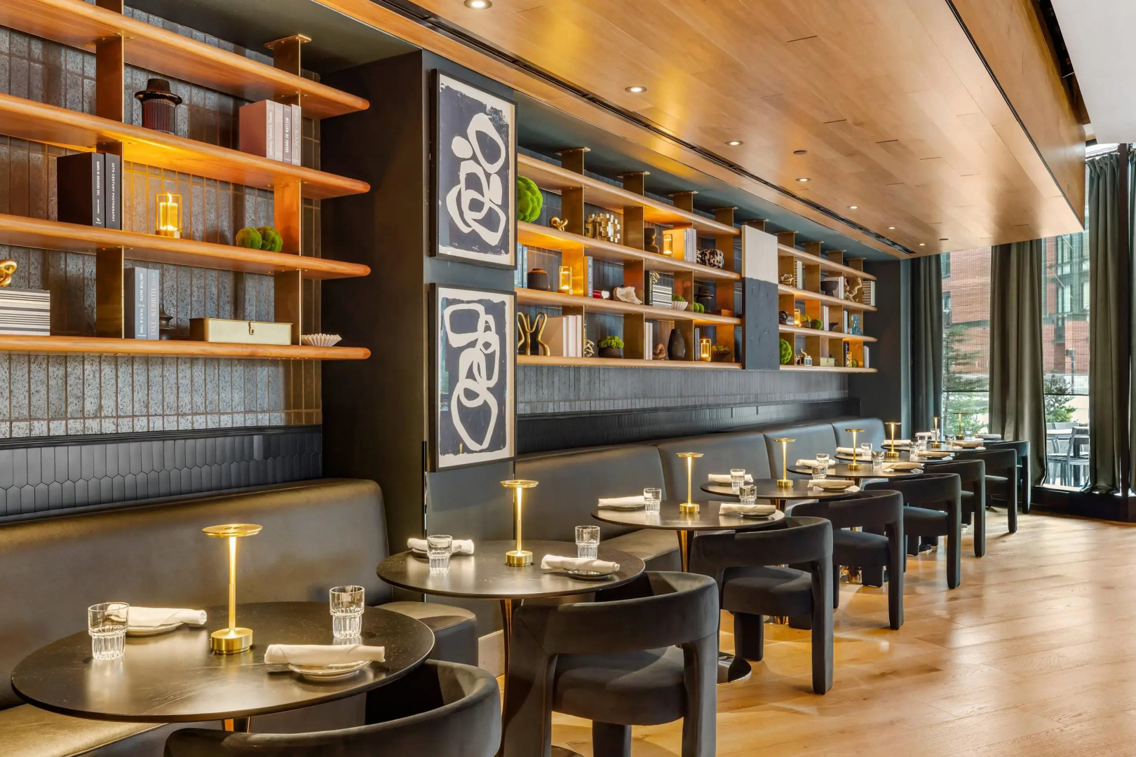 Cambria Hotel Boston Downtown - Seaport