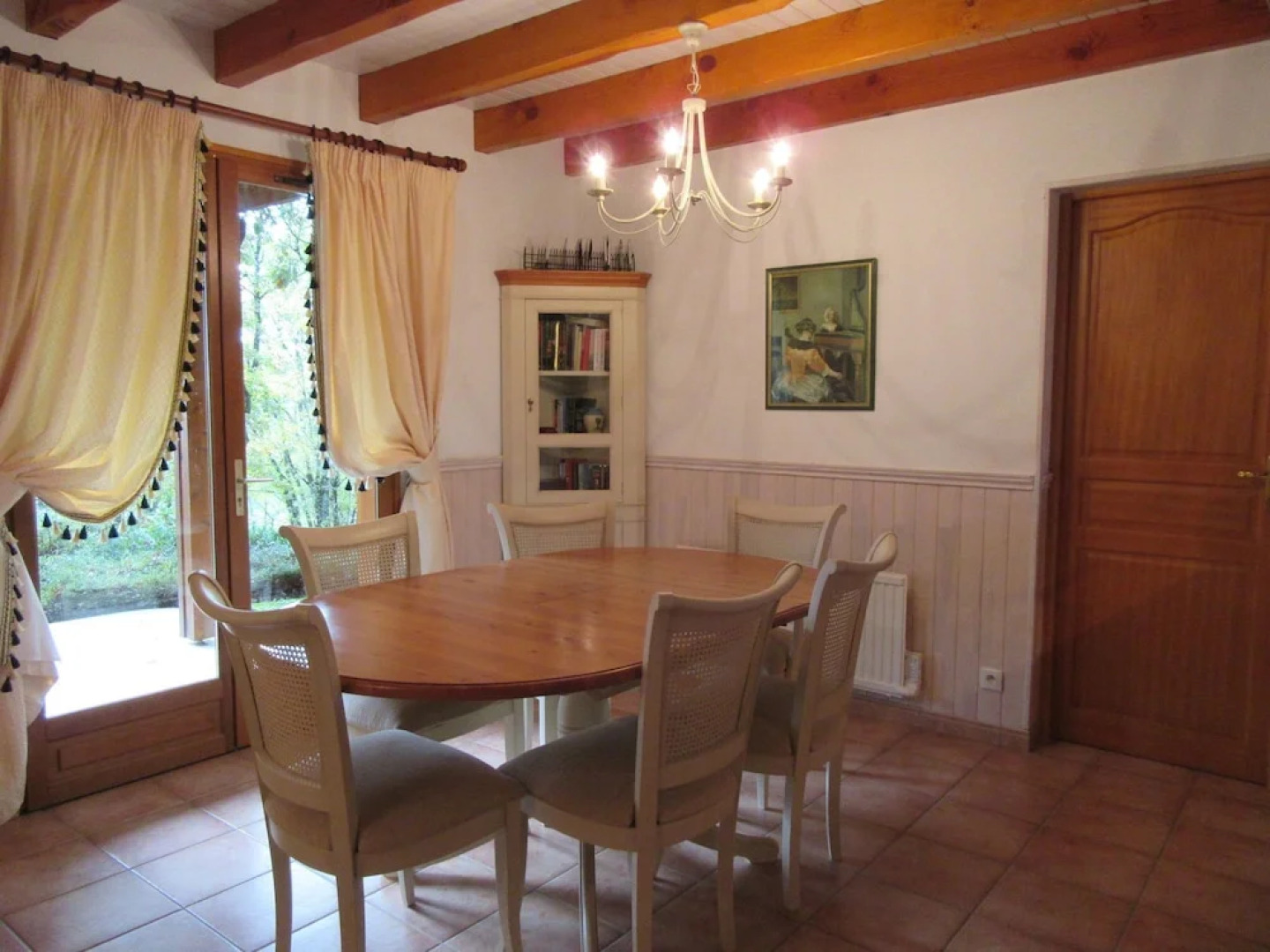 Tidy Chalet in the Woods of the Beautiful Dordogne