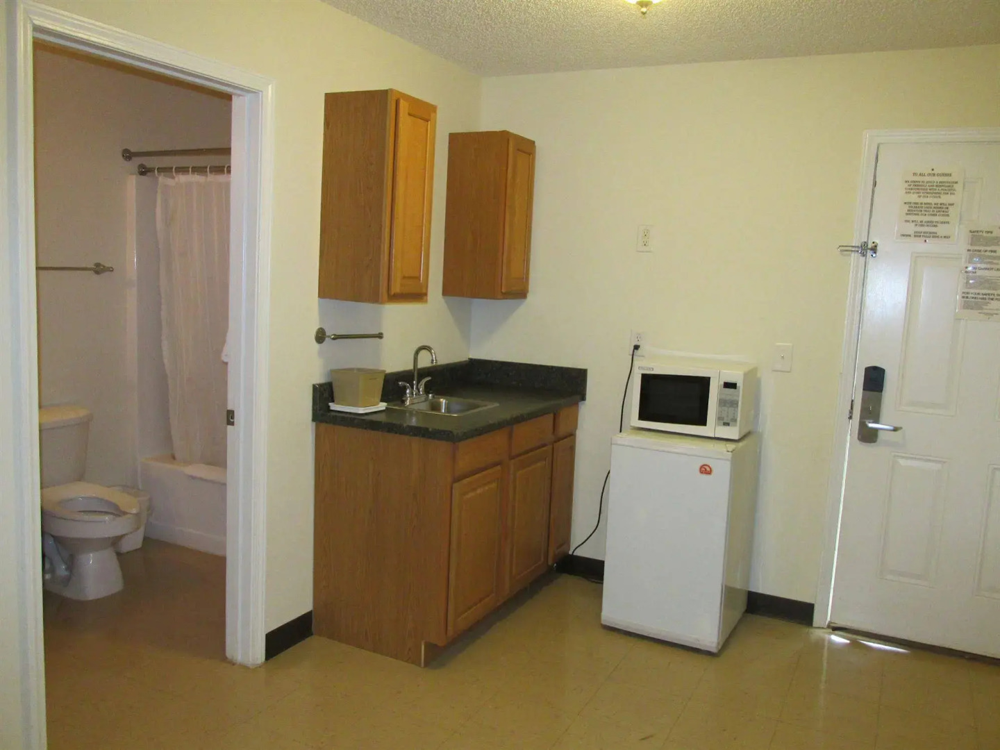 High Falls Inn and Suites