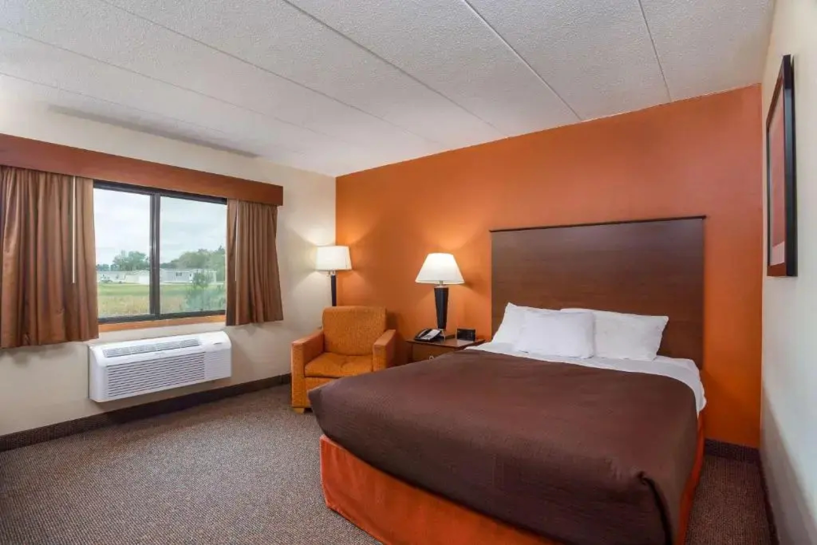 AmericInn Lodge & Suites Tomah