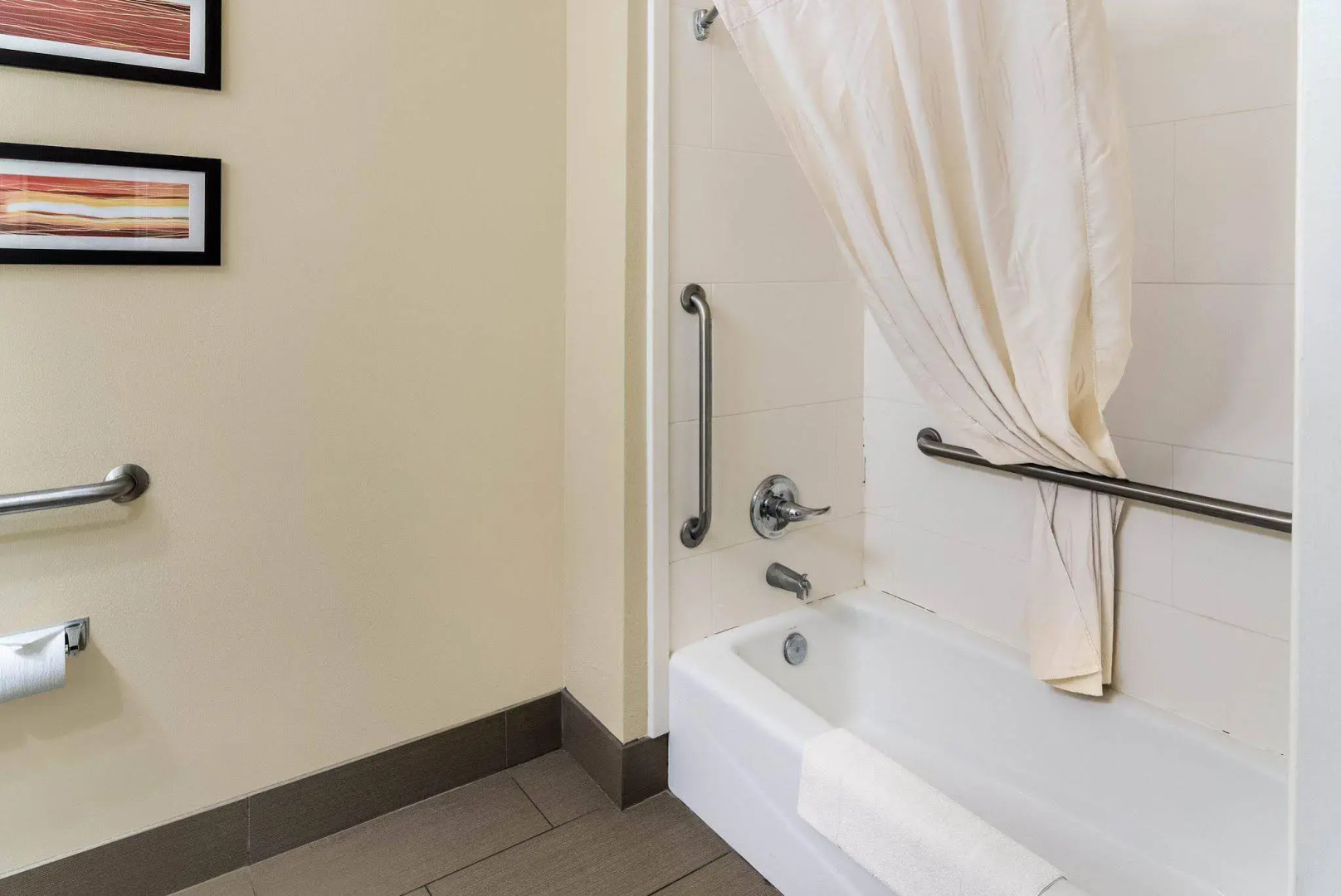 Comfort Suites Odessa near University