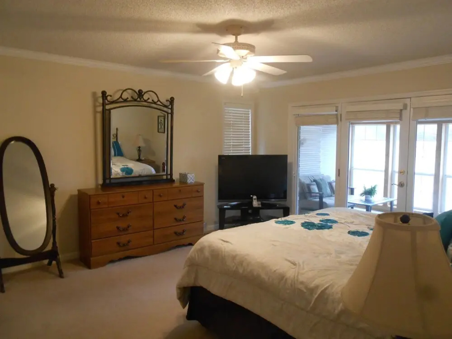 Magellan House Unit 0913 3 Bedrooms 2 Bathrooms Home