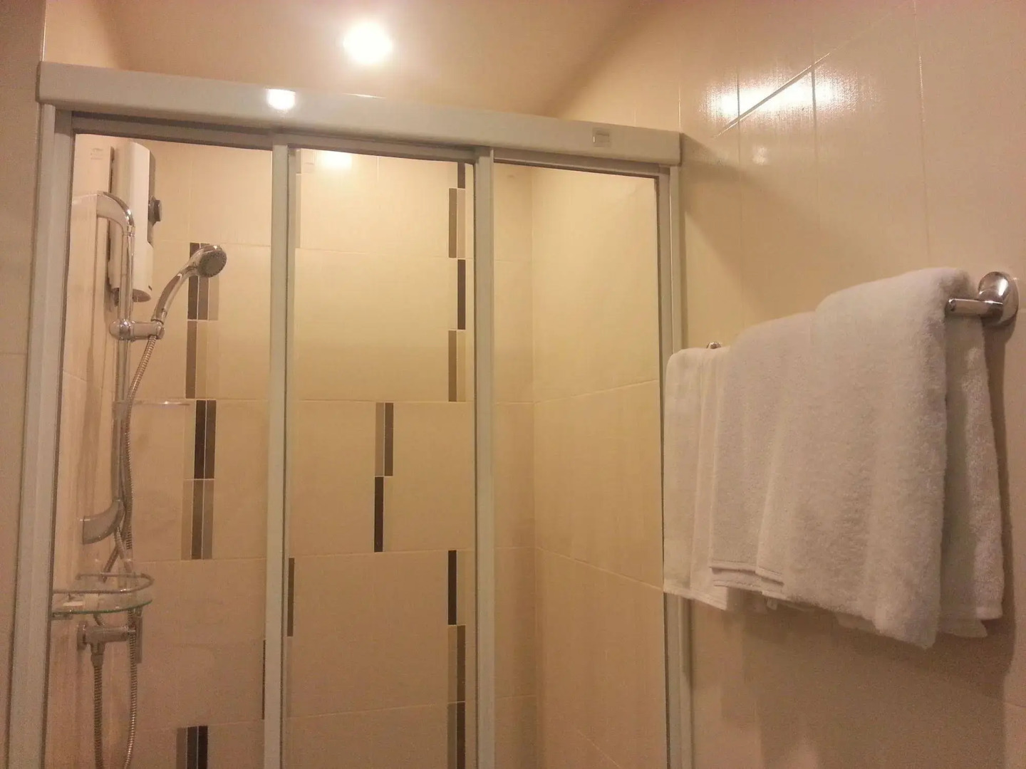 Bluetel Residence Tiwanon Station