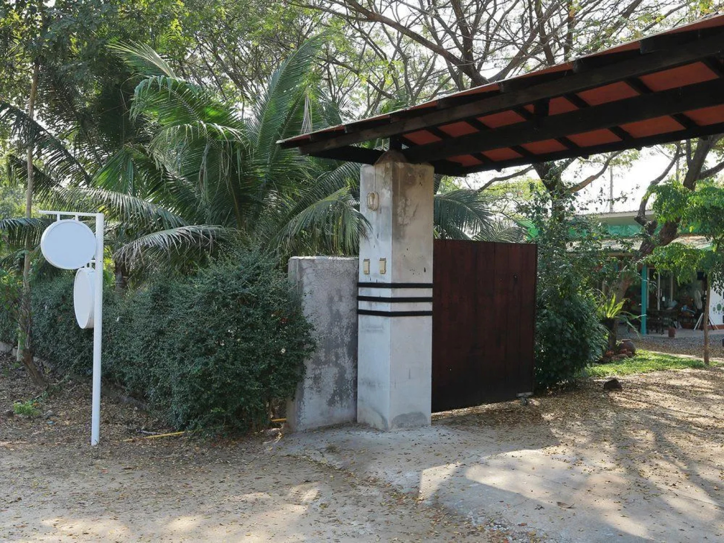 NIDA Rooms Vieng Tha Kan 1112 Garden