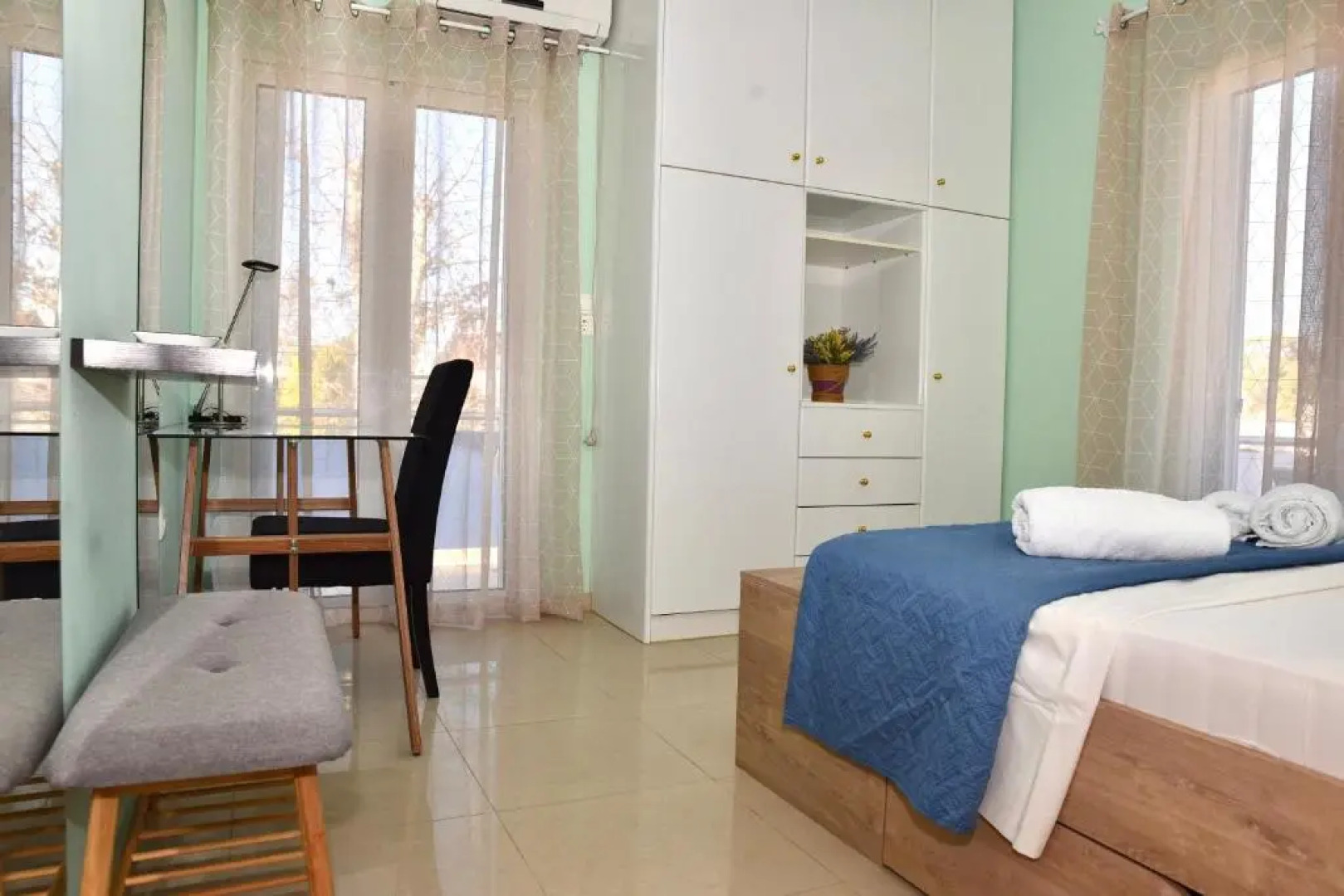 Ammos Luxury Apartments 3