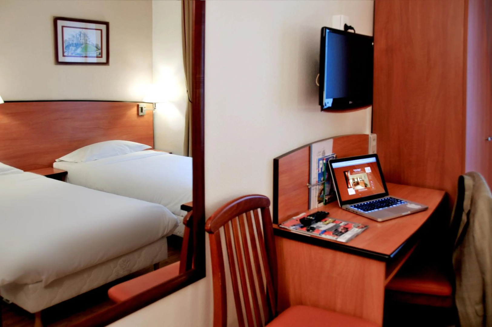 Hôtel Eden Montmartre