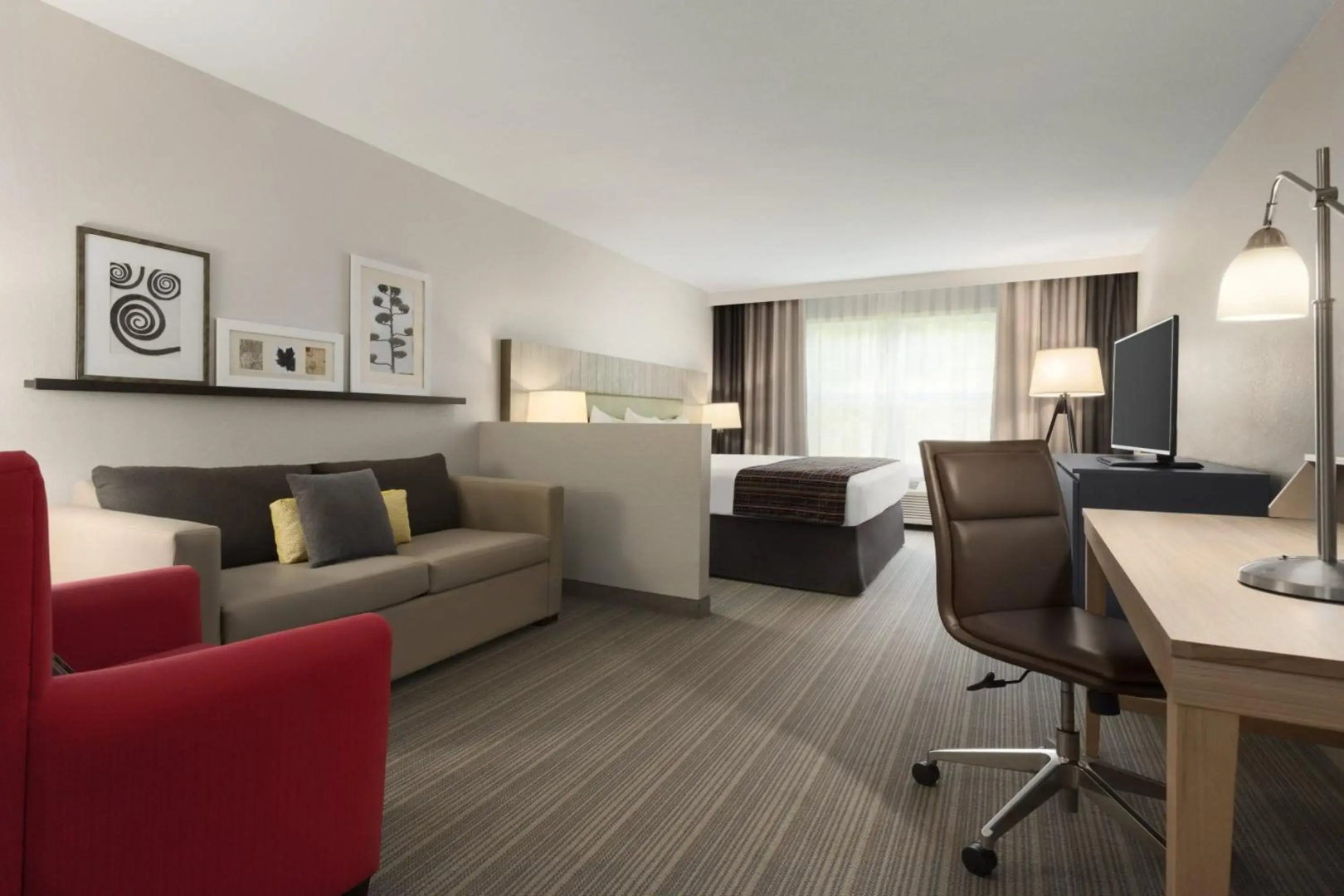 Country Inn & Suites by Radisson, Decorah, IA