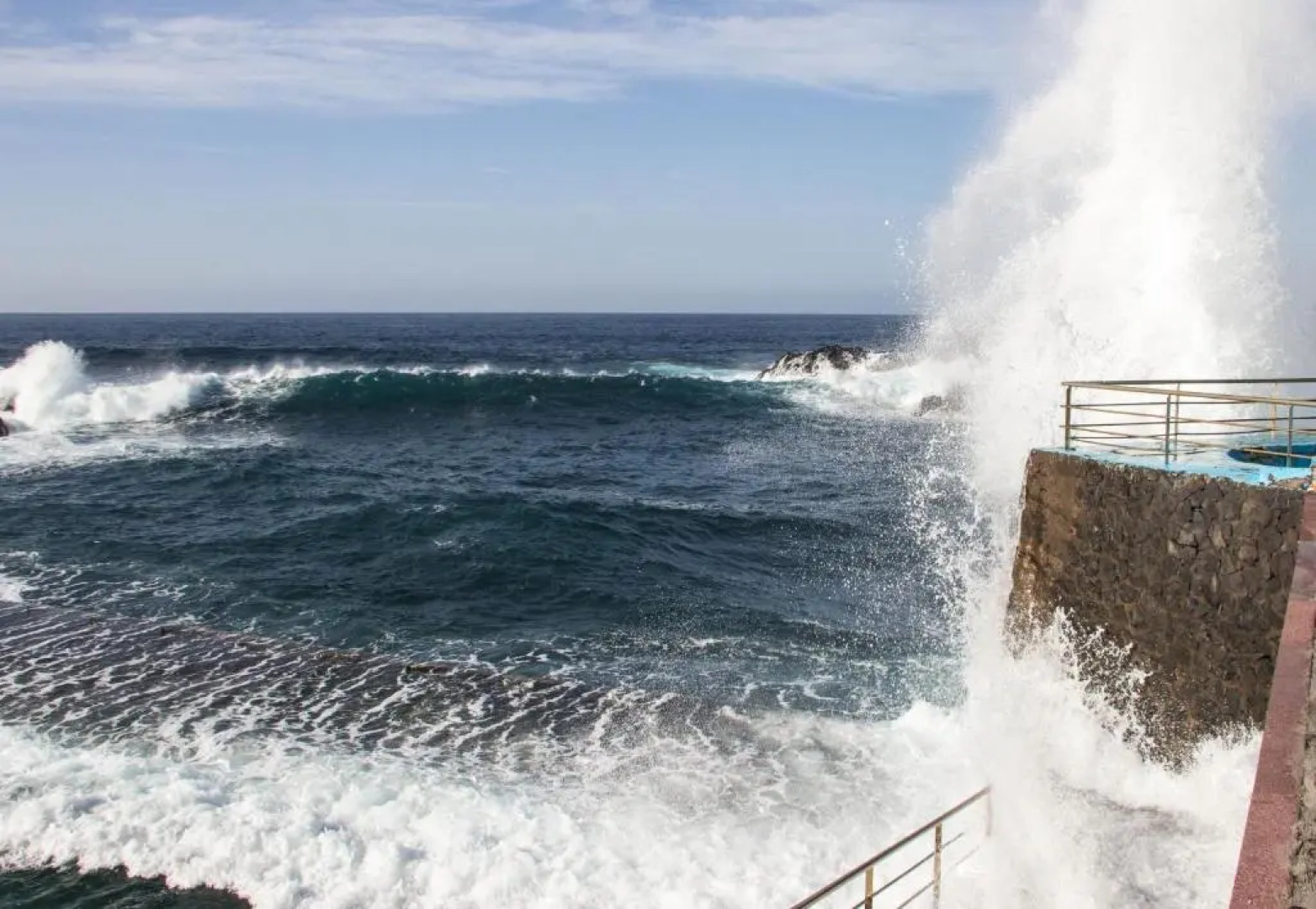 Acogedor apartamento con vista al mar.