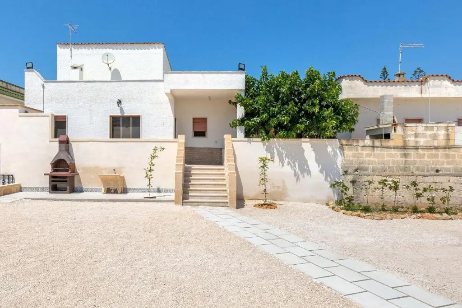 Villa Tina Maria by BarbarHouse