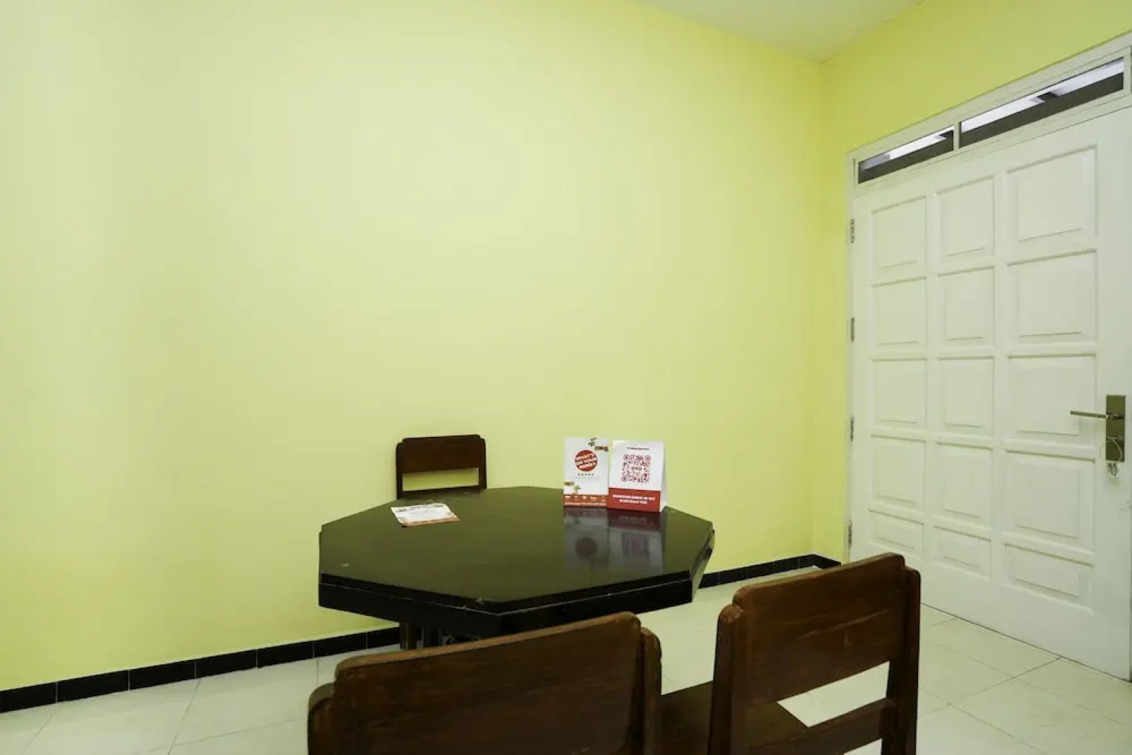 OYO 2663 Jombang Permai Syariah Residence